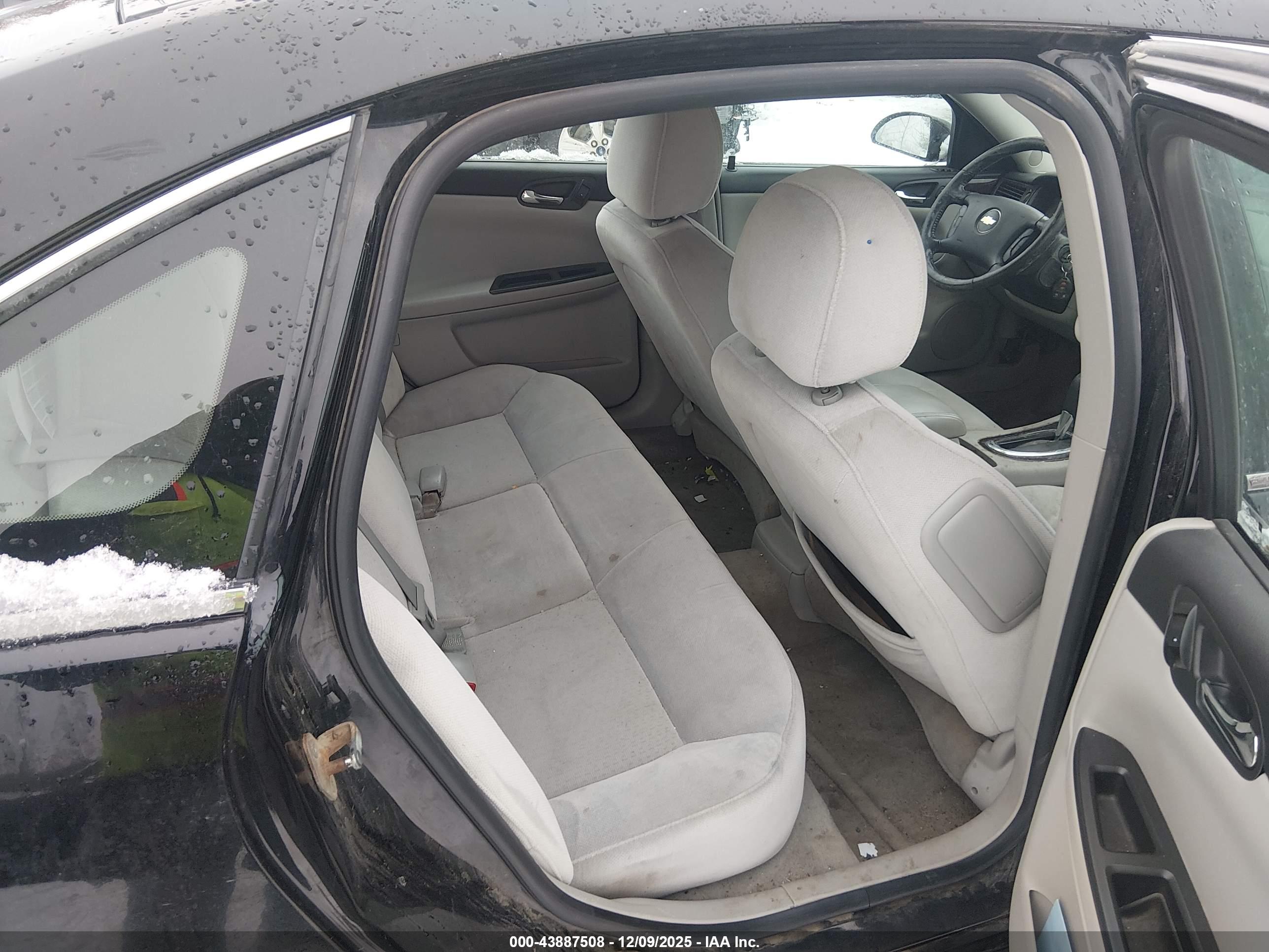 CHEVROLET IMPALA image 8