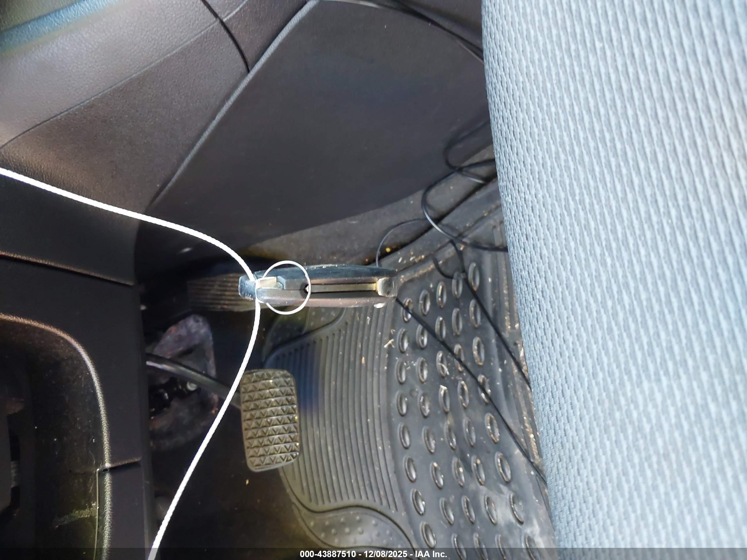 CHEVROLET CRUZE image 11