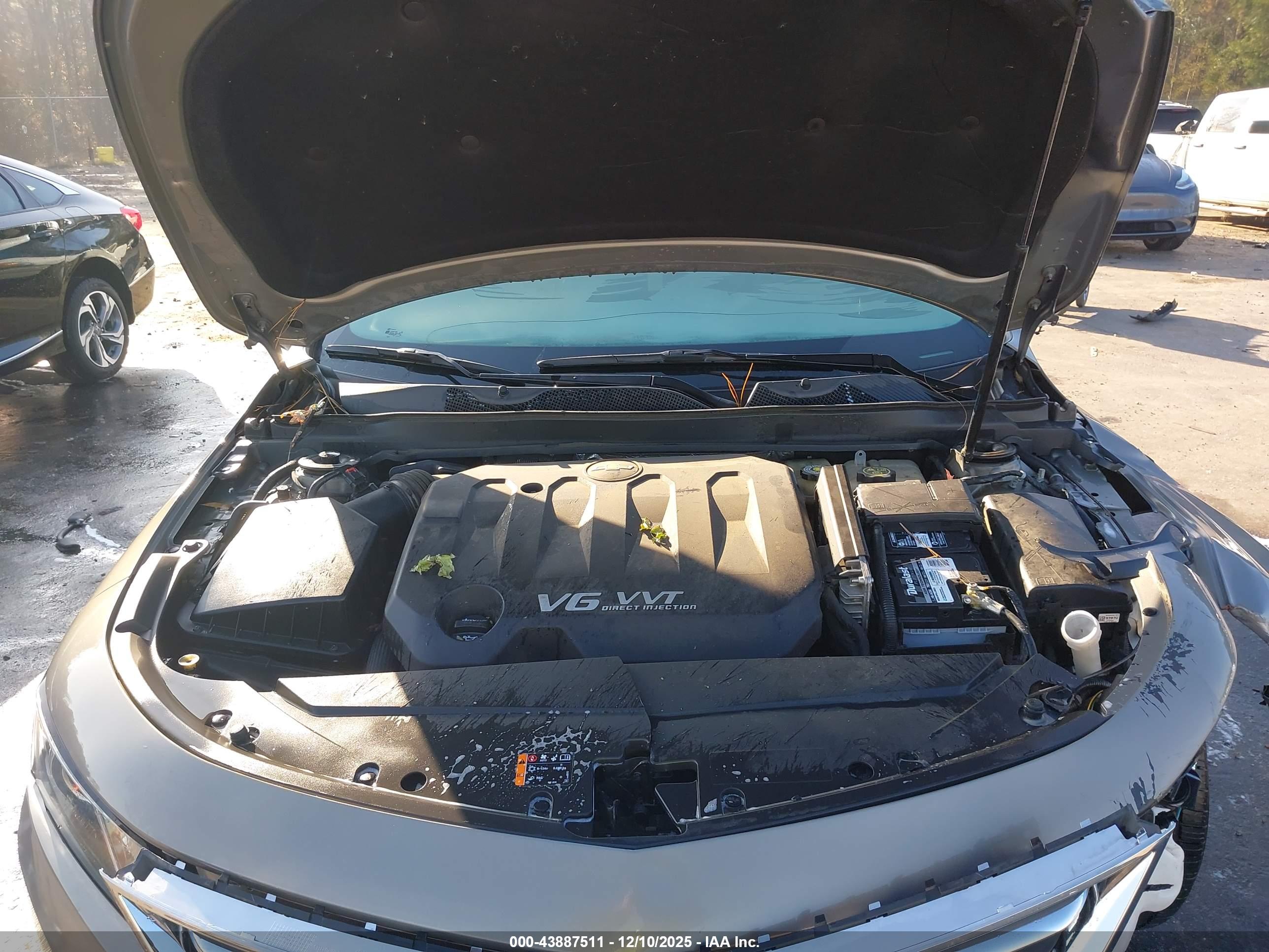 CHEVROLET IMPALA image 10