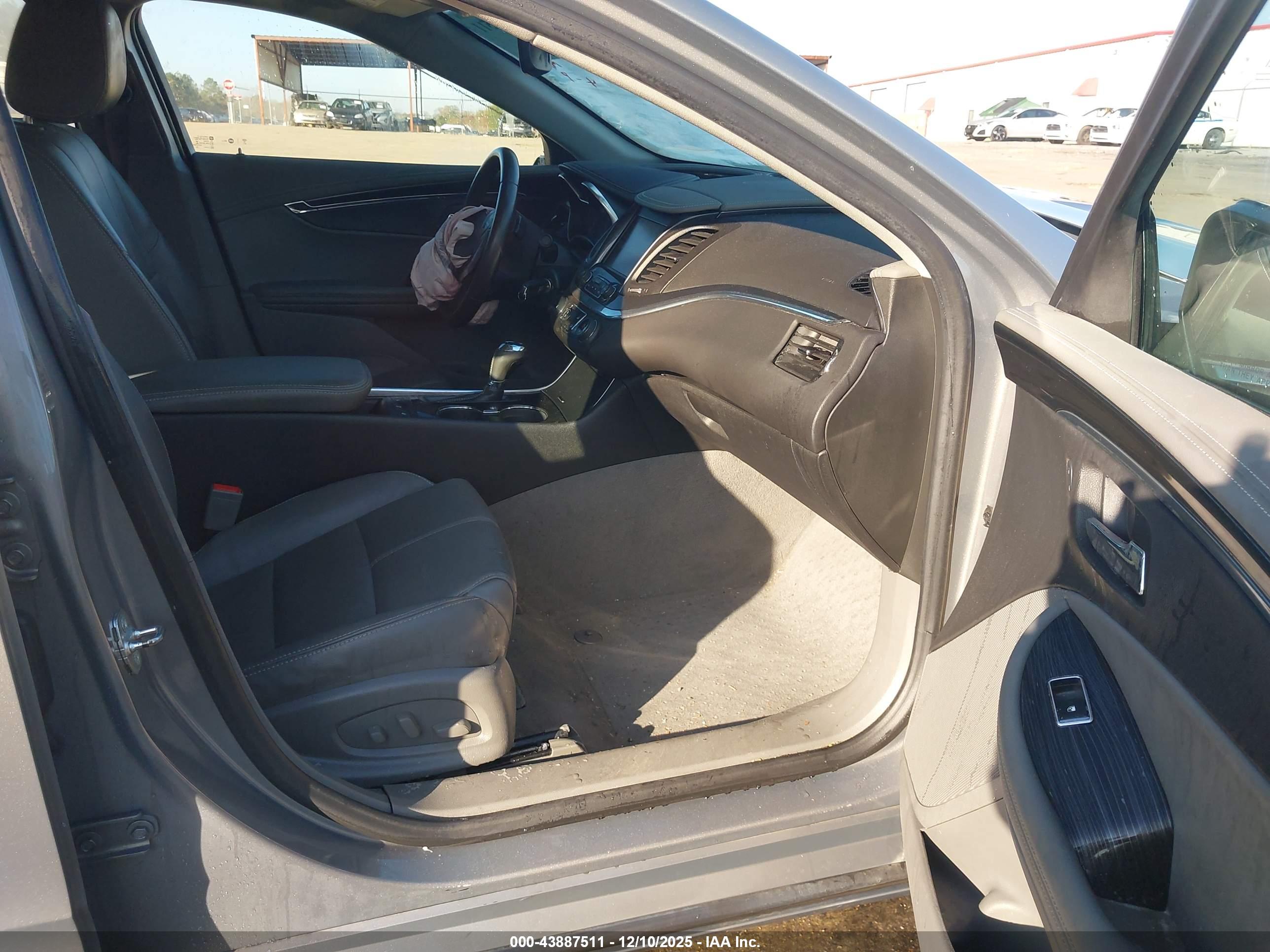 CHEVROLET IMPALA image 5
