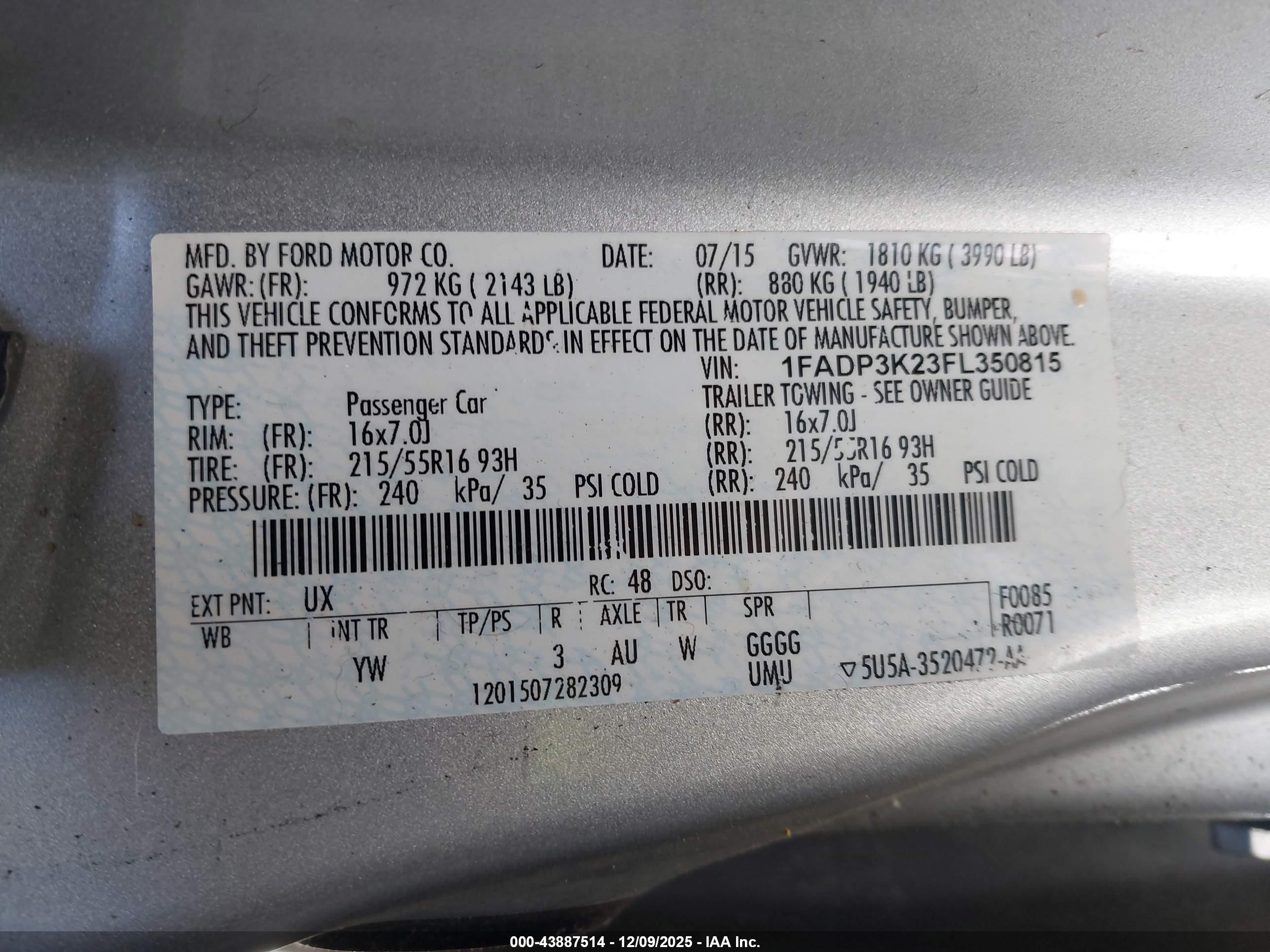 FORD FOCUS image 9