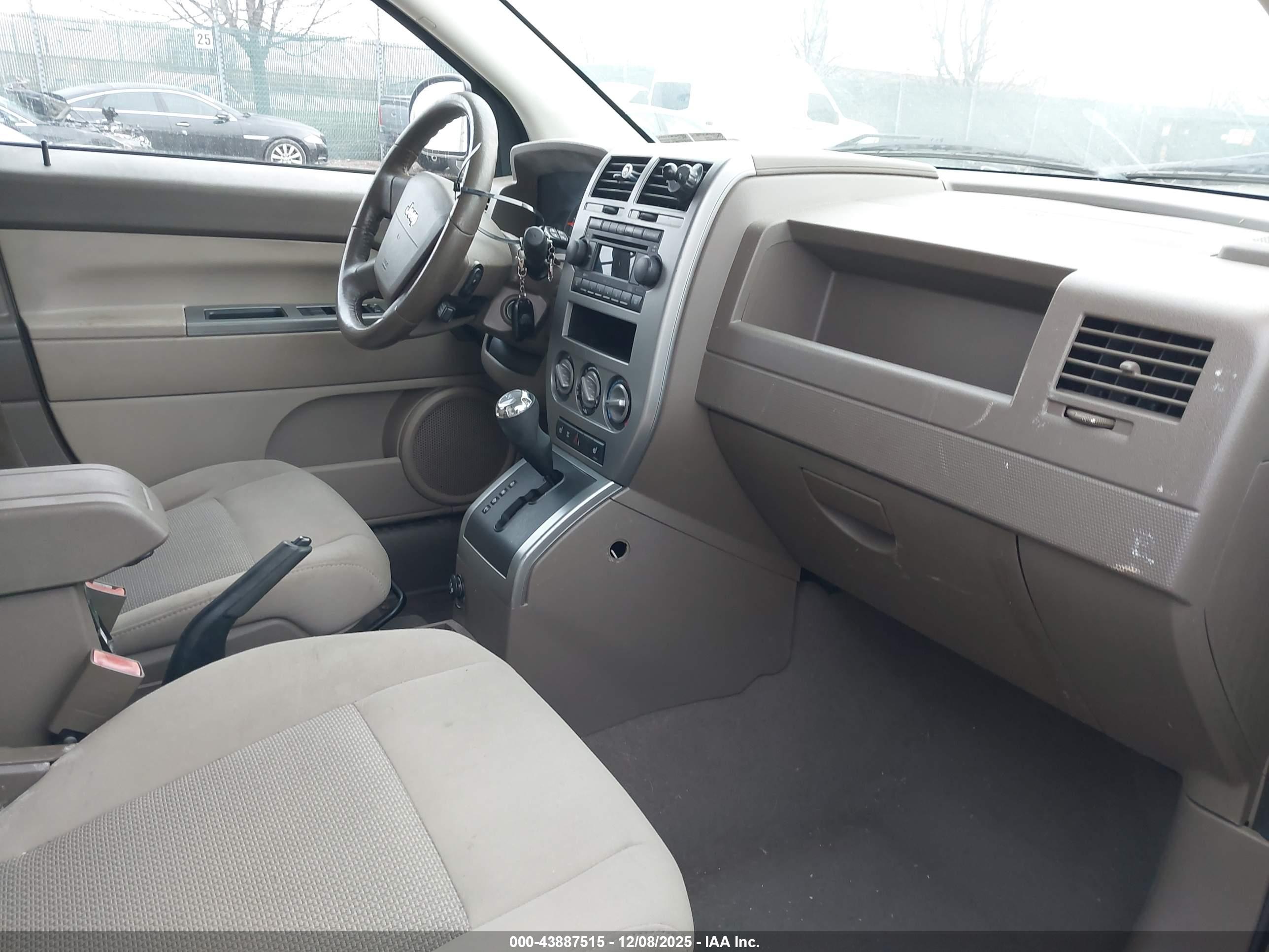 JEEP COMPASS image 5