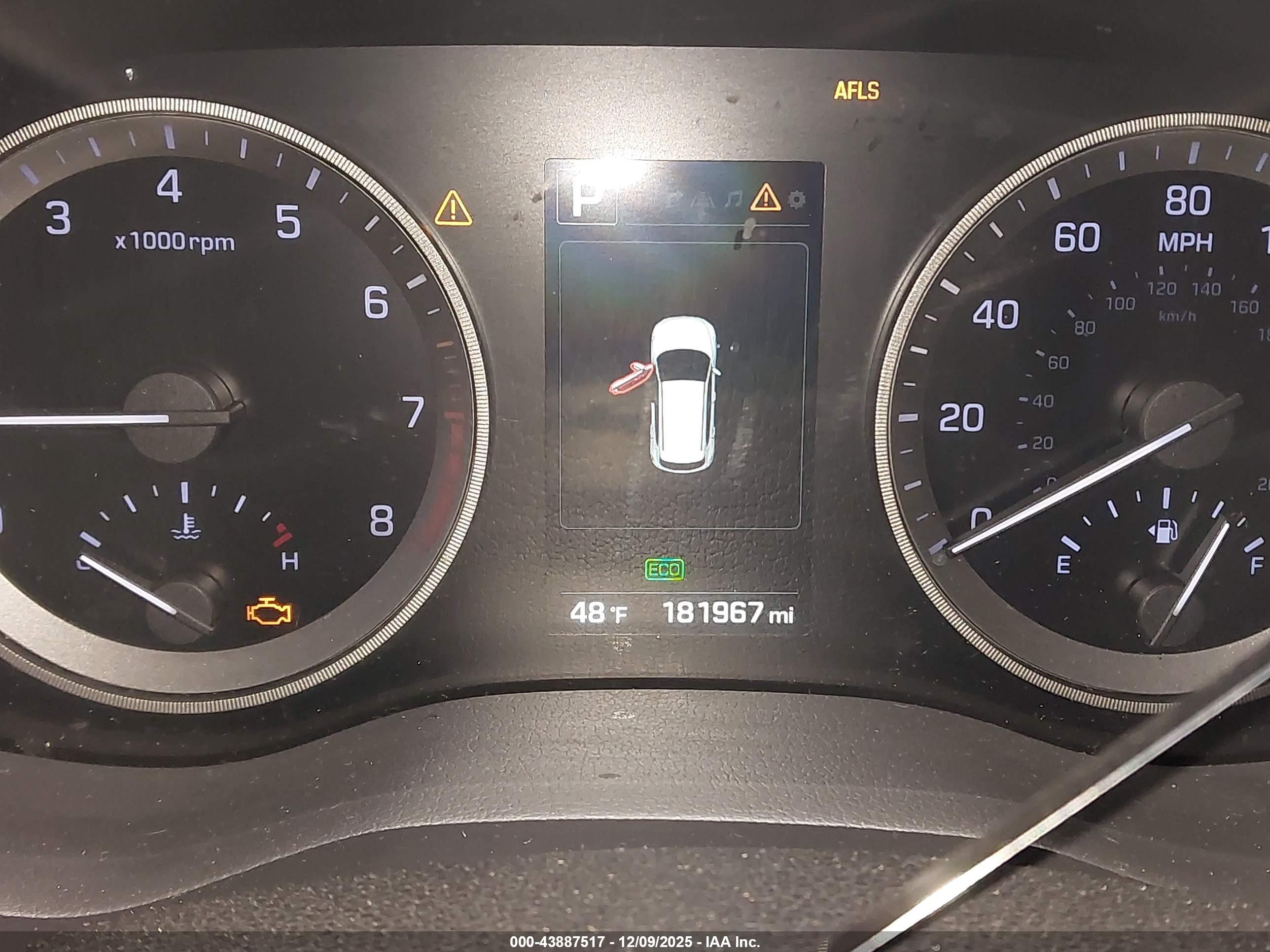 HYUNDAI TUCSON image 7
