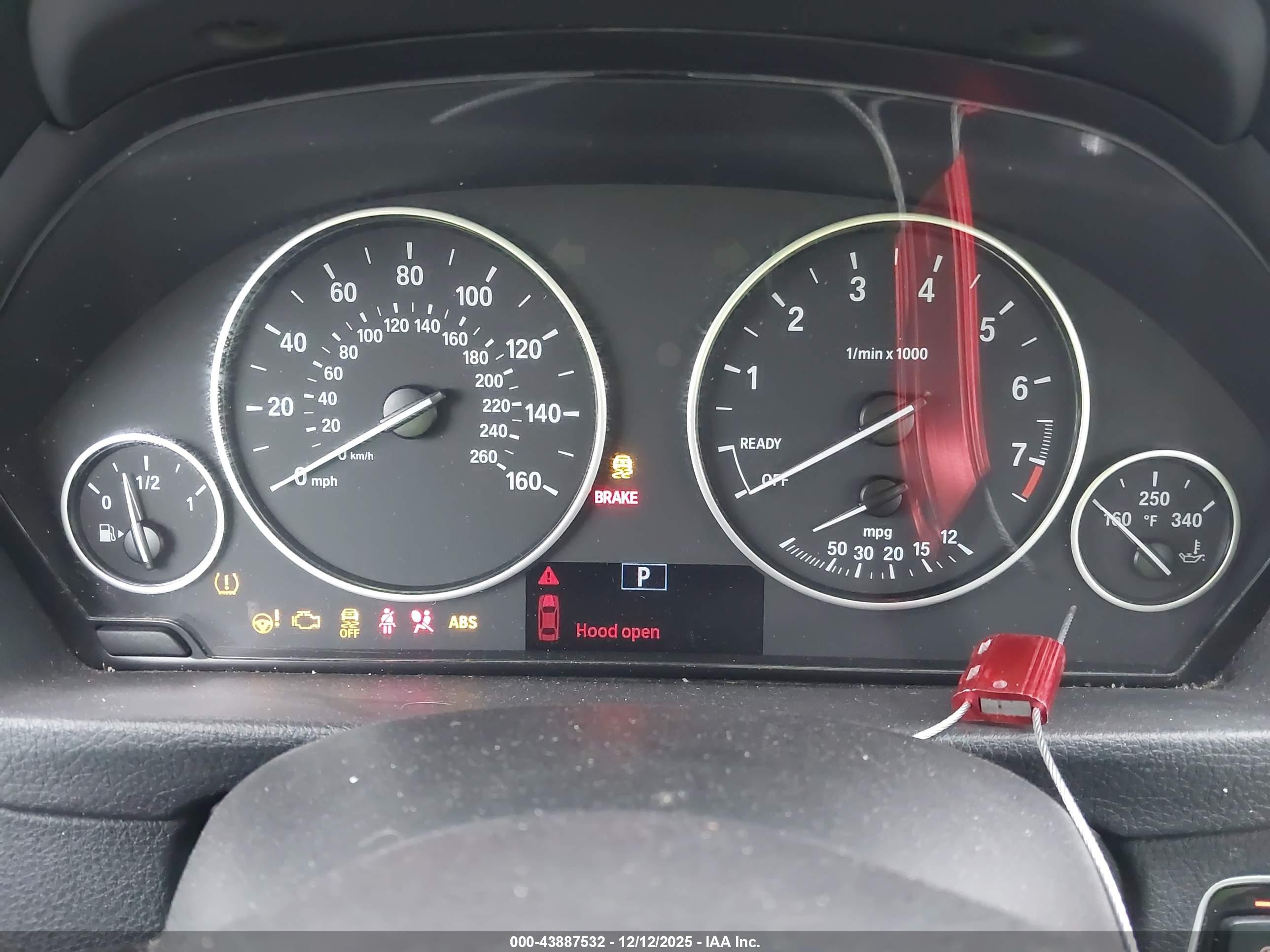 BMW 320I image 7