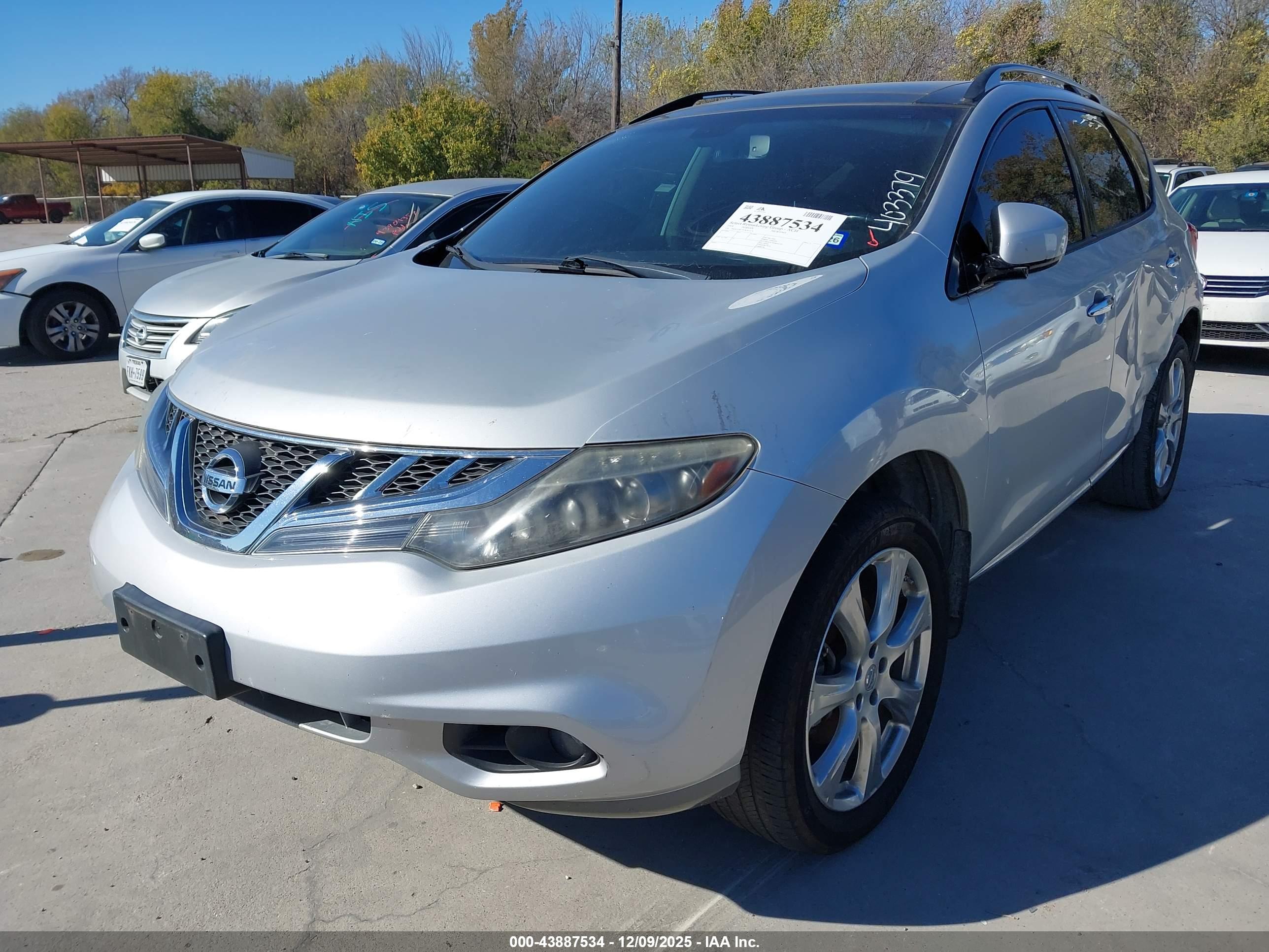 NISSAN MURANO image 2