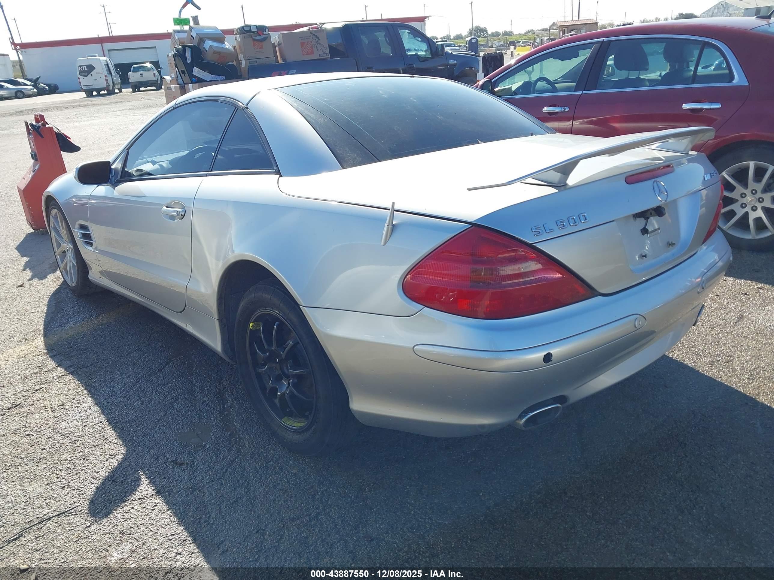 MERCEDES-BENZ SL image 3