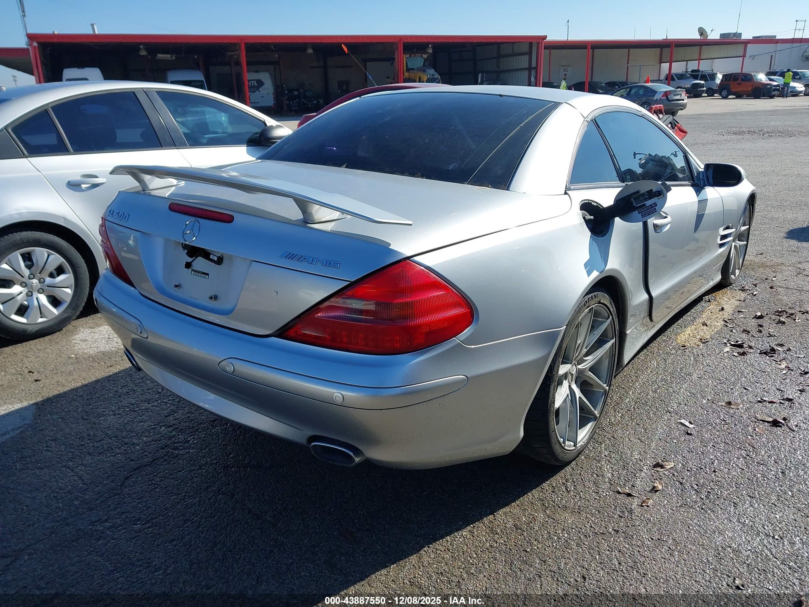 MERCEDES-BENZ SL image 4