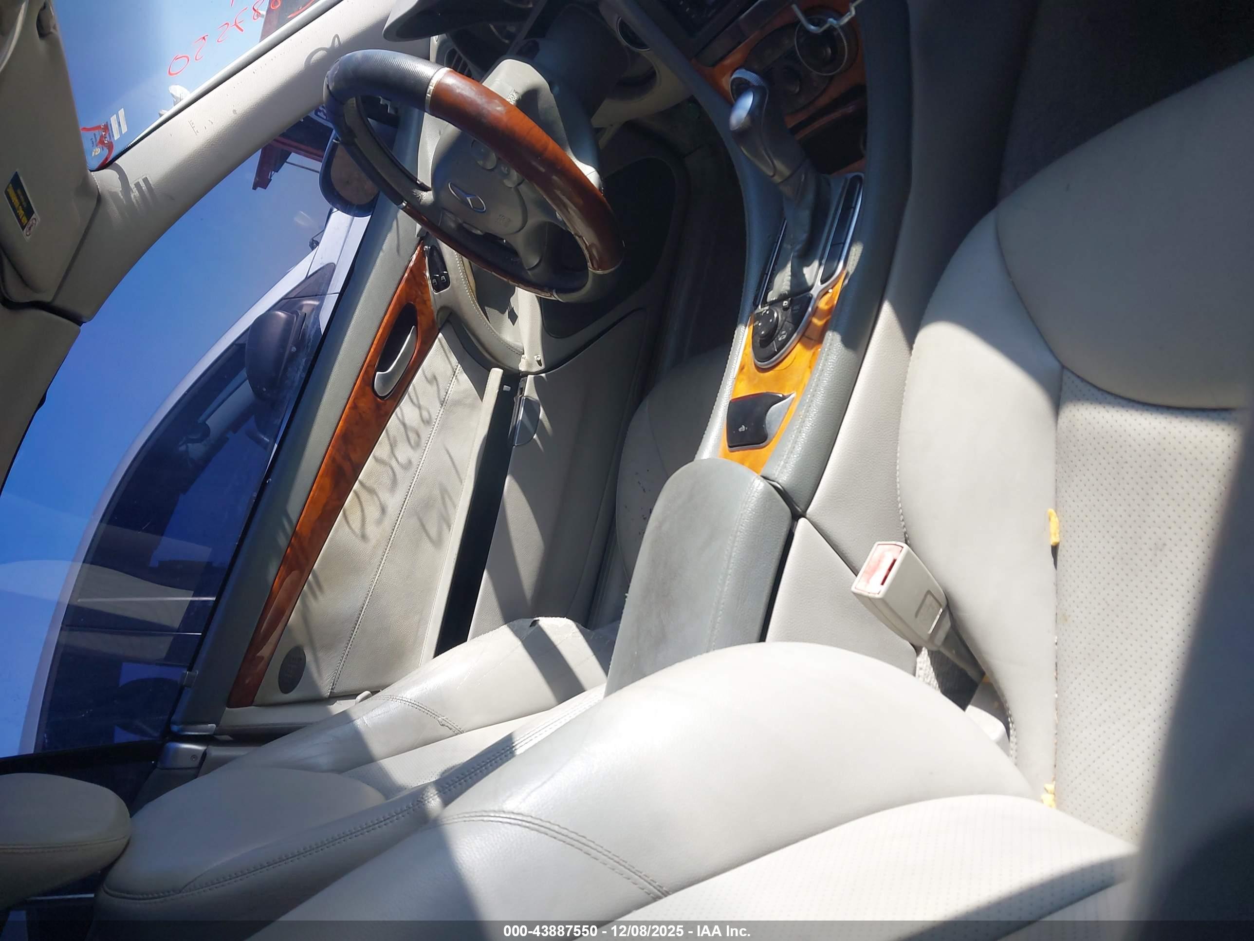 MERCEDES-BENZ SL image 5
