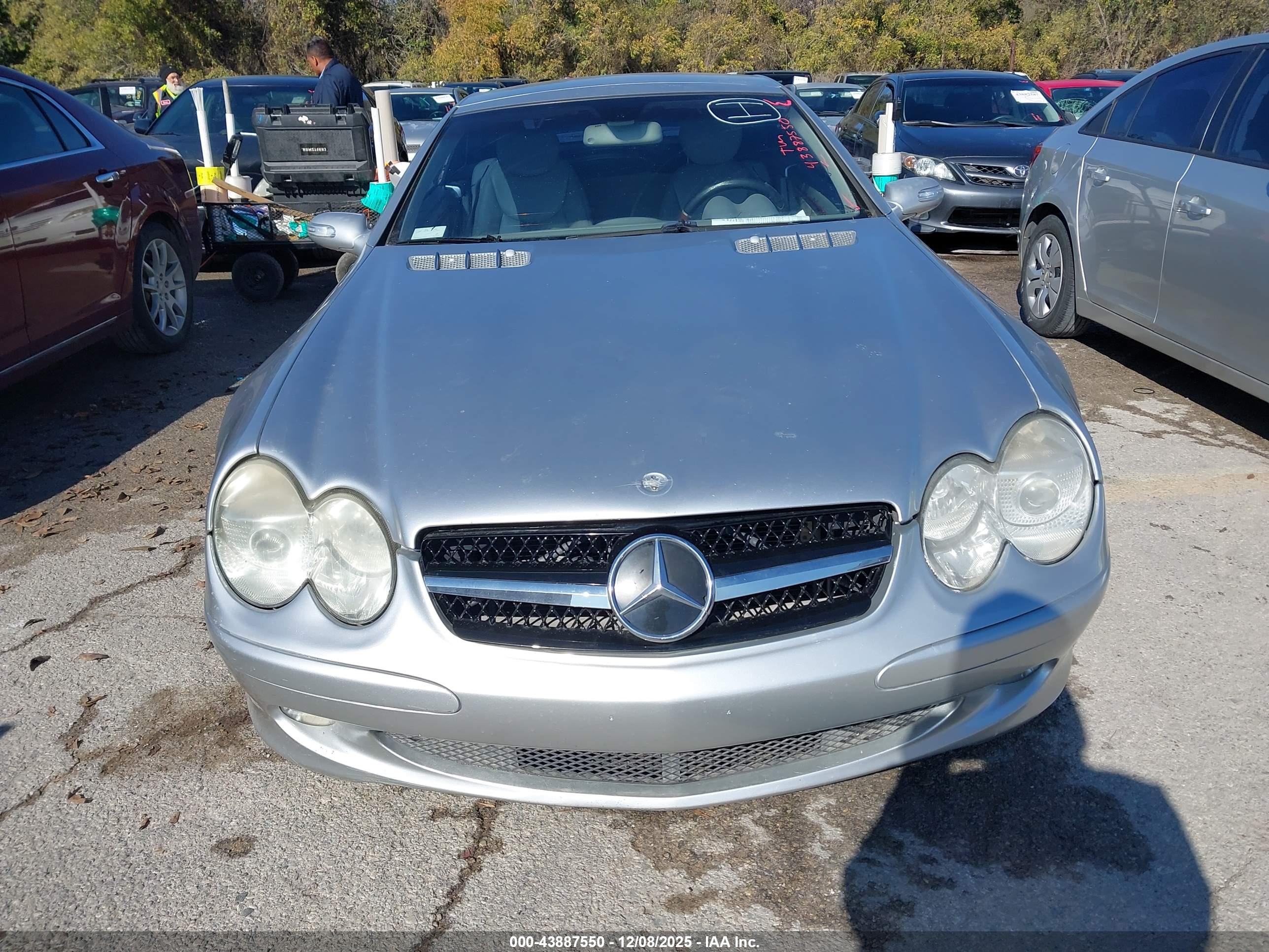 MERCEDES-BENZ SL image 6