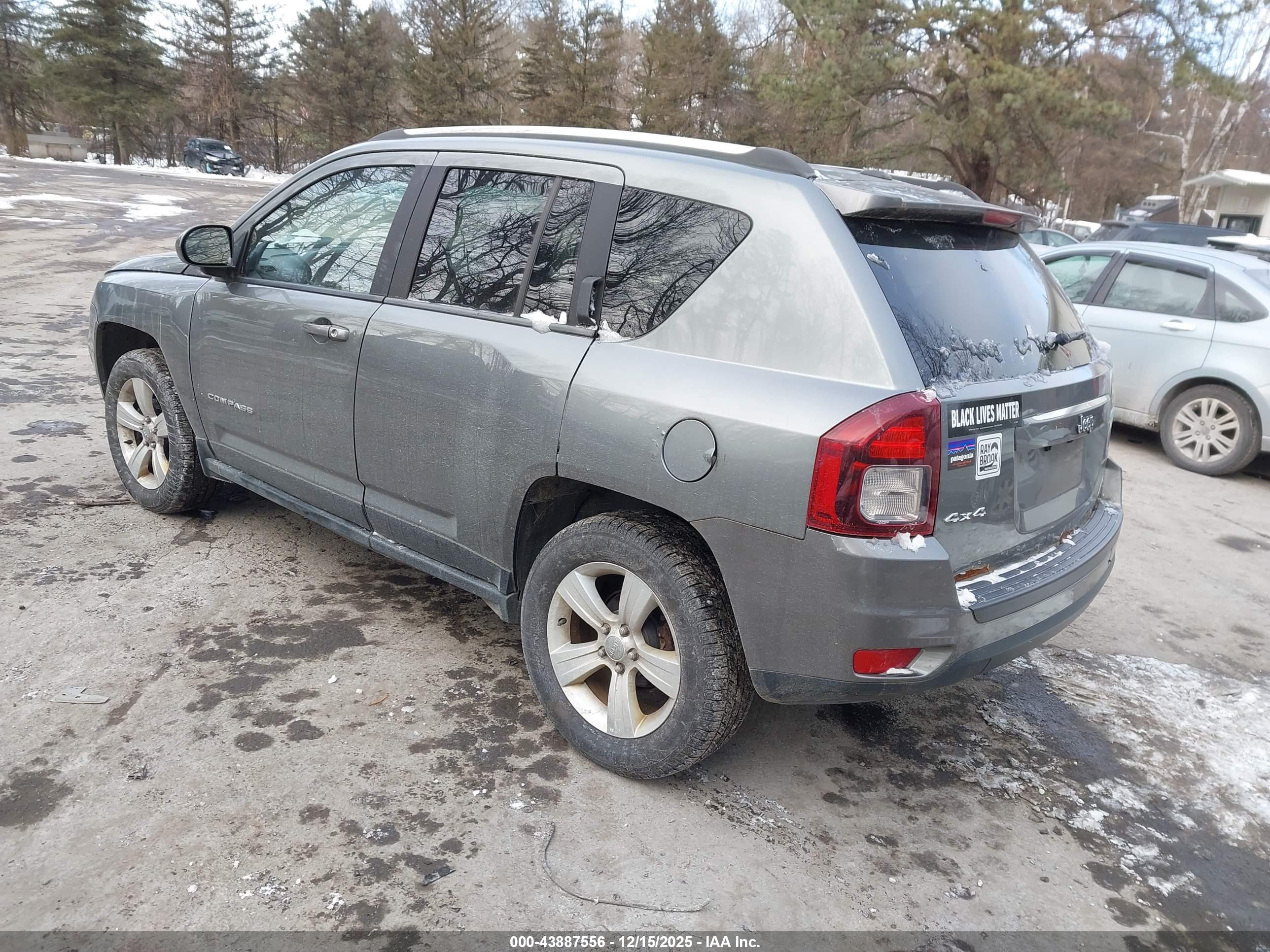 JEEP COMPASS image 3