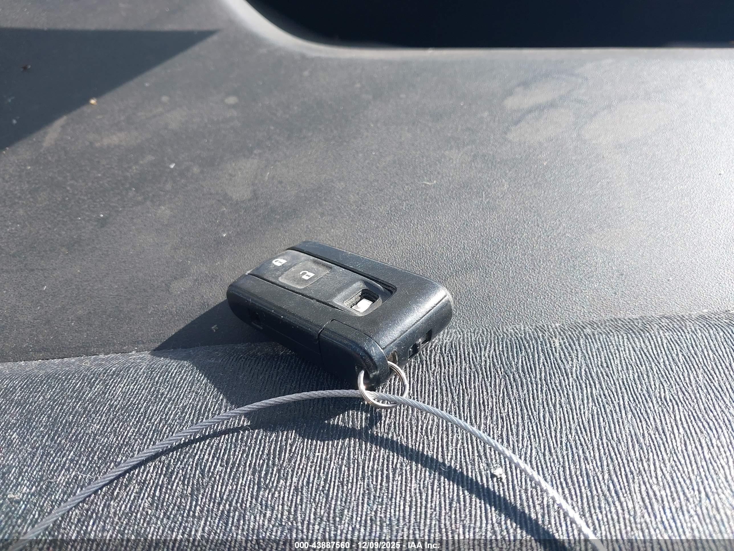 TOYOTA PRIUS image 11