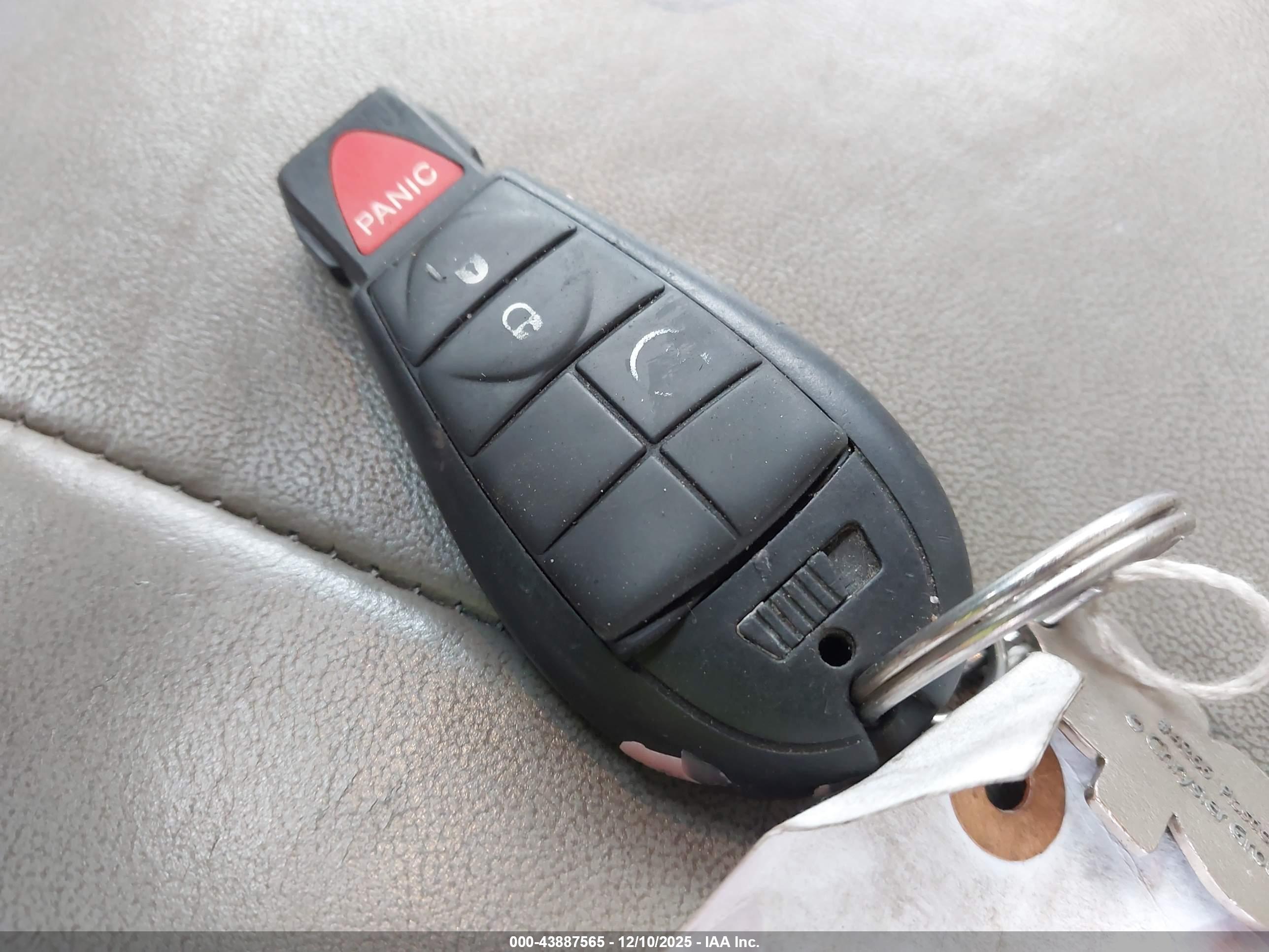 JEEP GRAND image 11