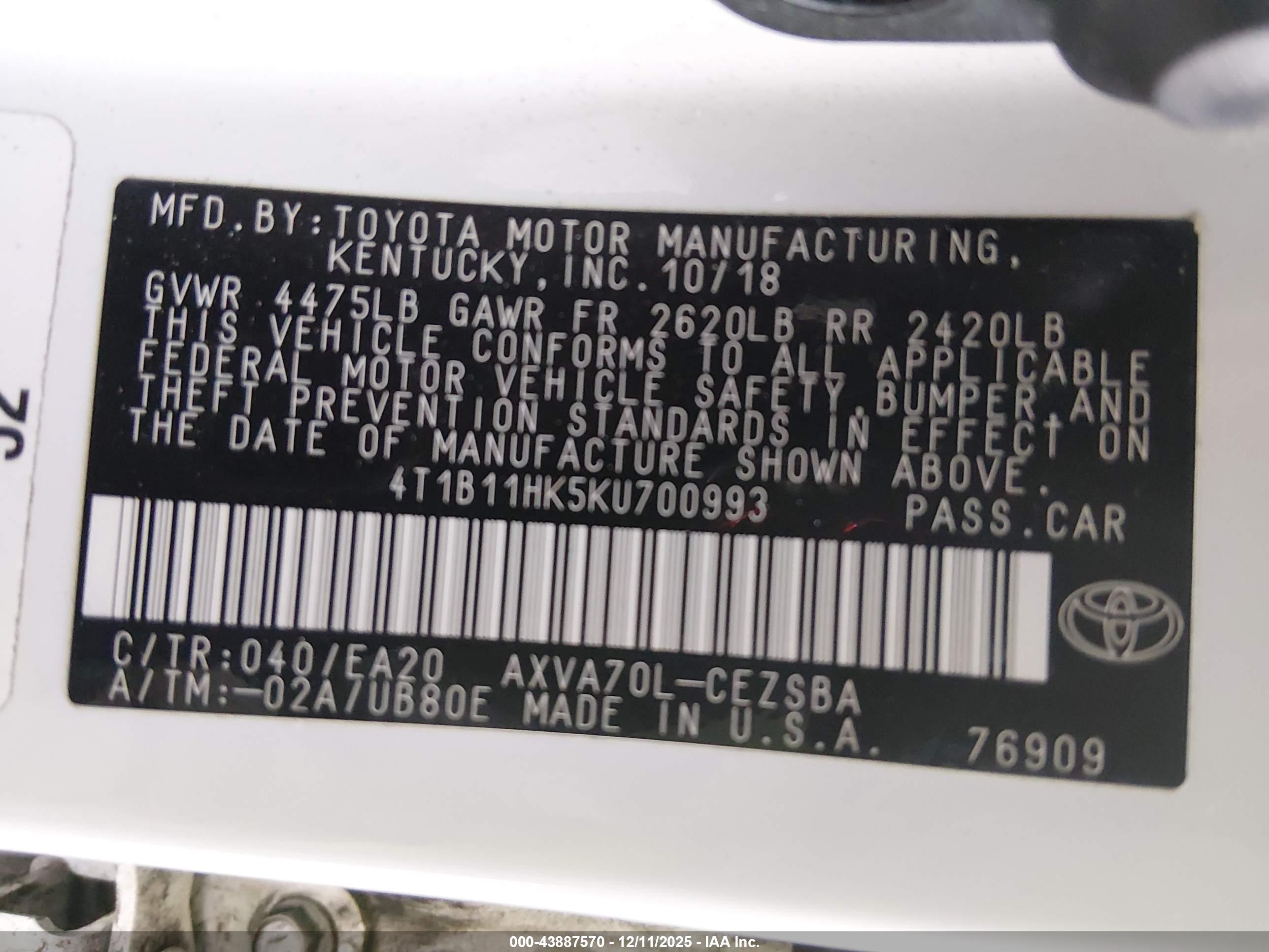 TOYOTA CAMRY image 9
