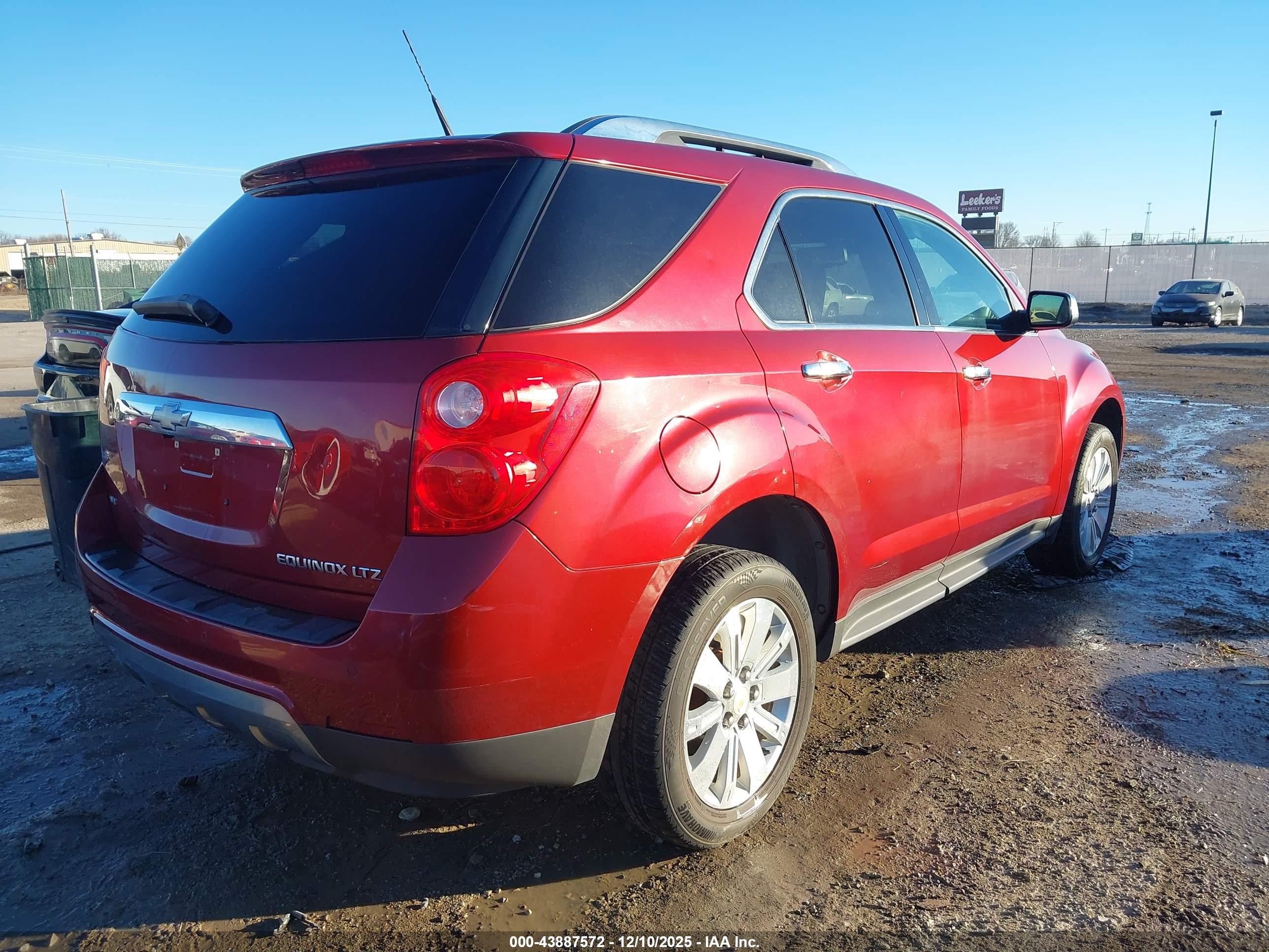 CHEVROLET EQUINOX image 4