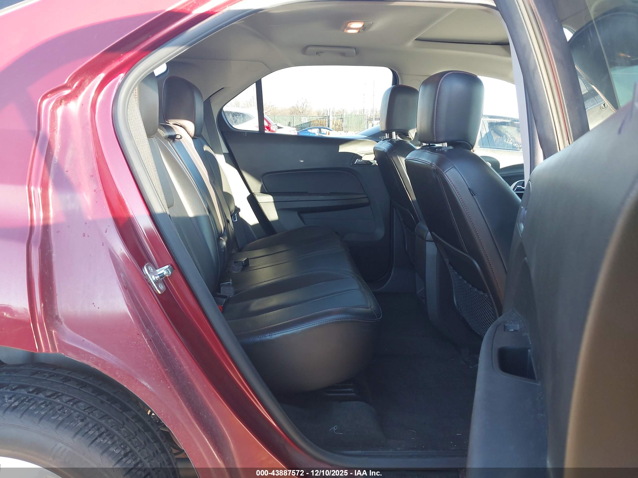CHEVROLET EQUINOX image 8