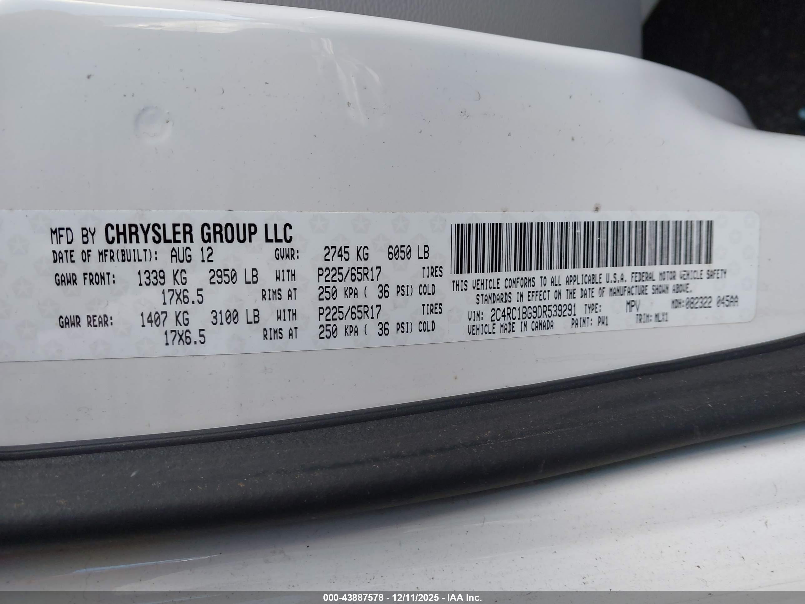 CHRYSLER TOWN image 9