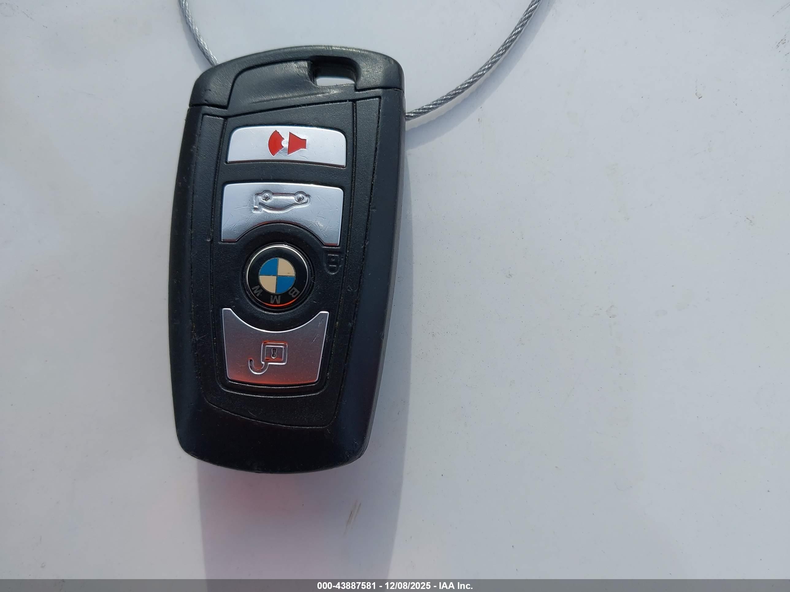 BMW 528I image 11