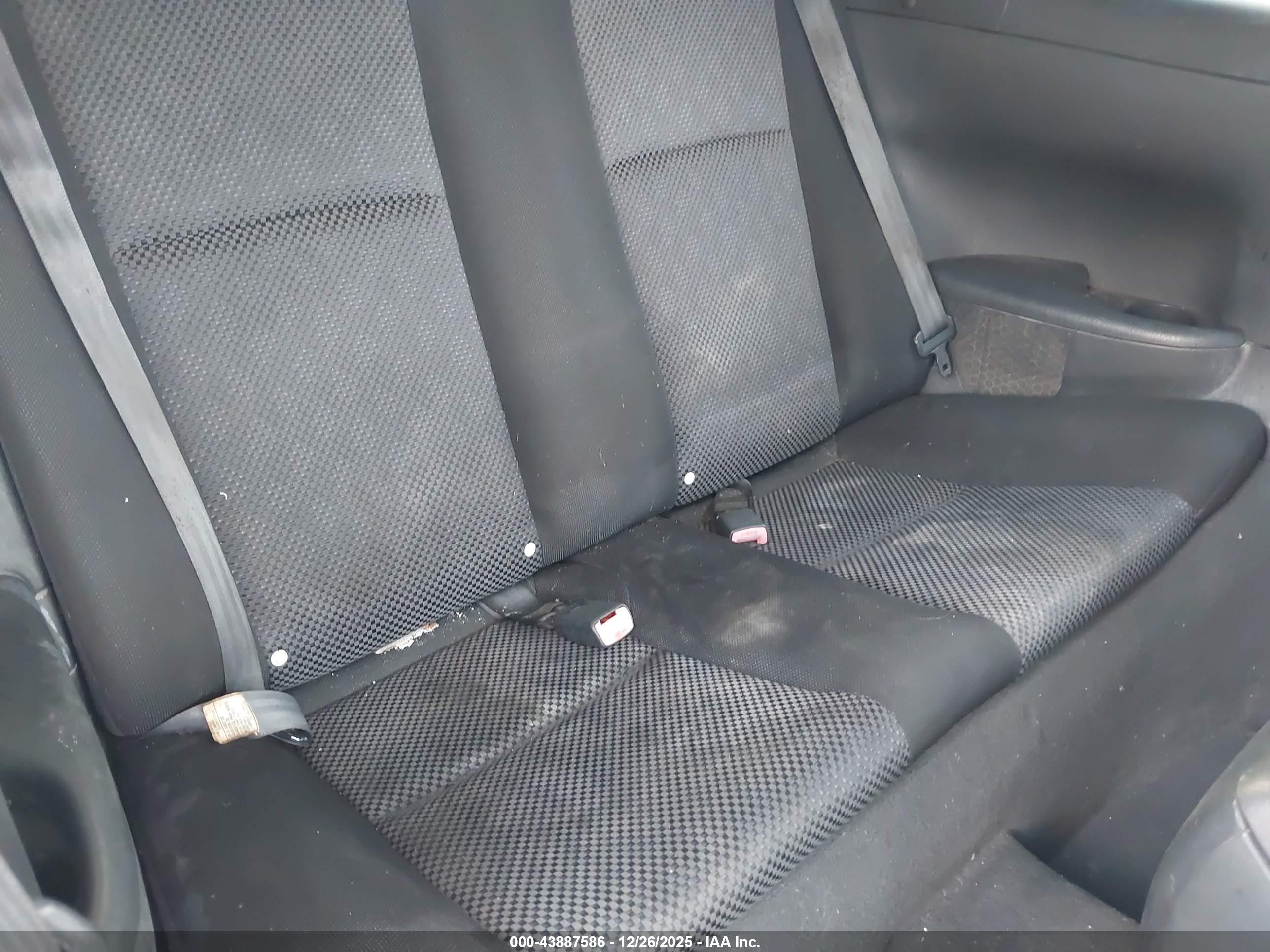 TOYOTA CAMRY image 8