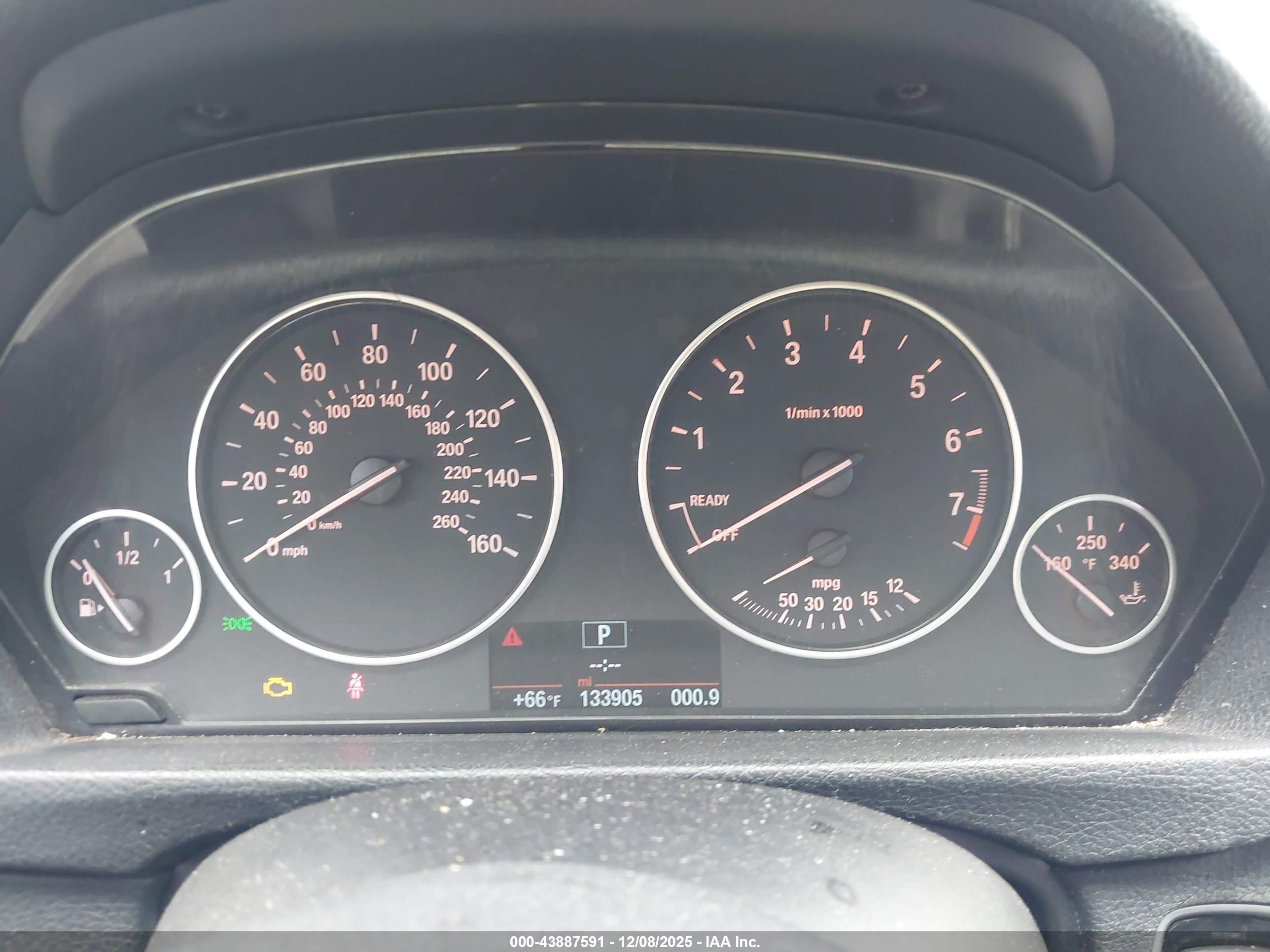 BMW 320I image 7