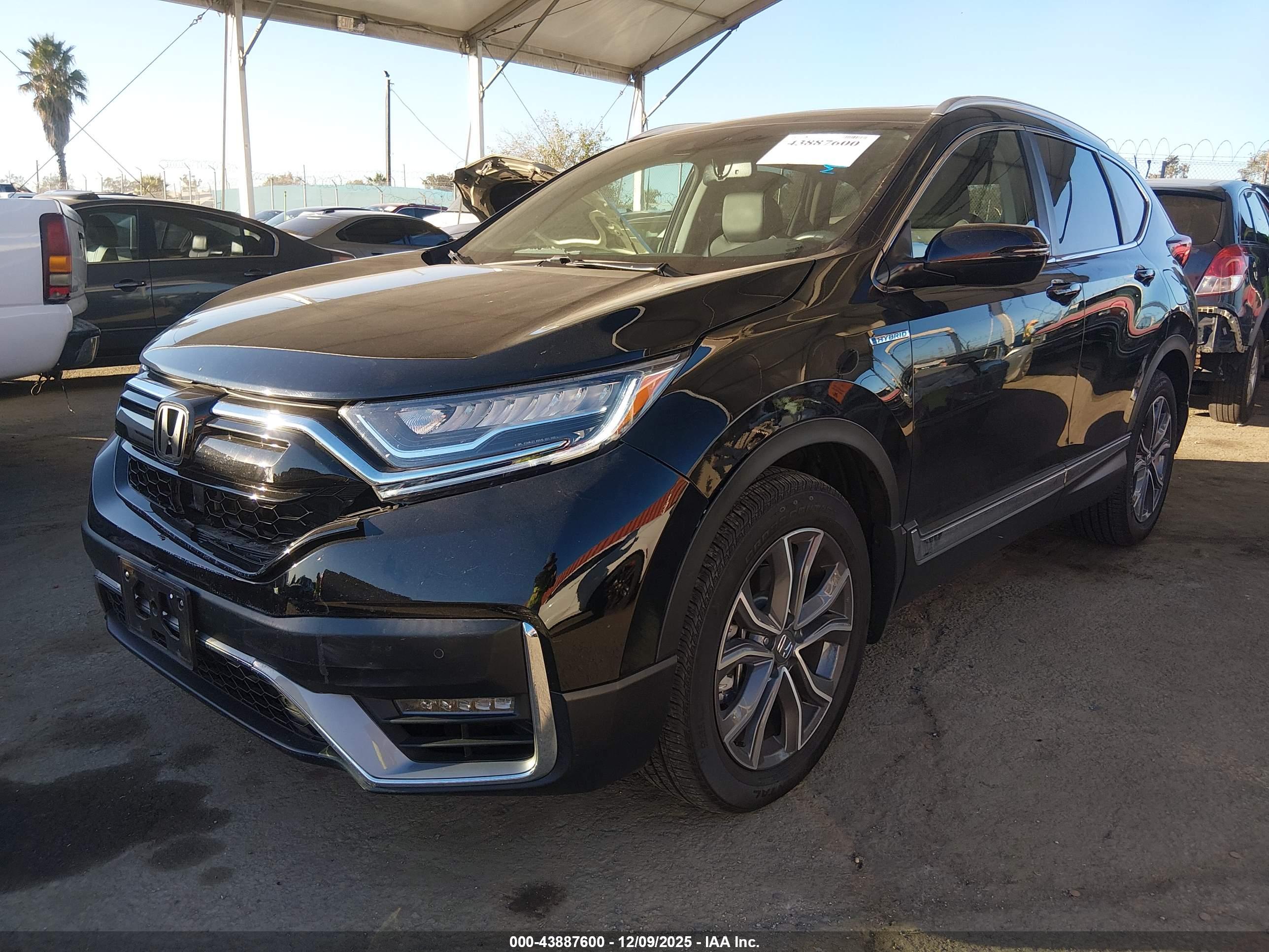 HONDA CR-V image 2