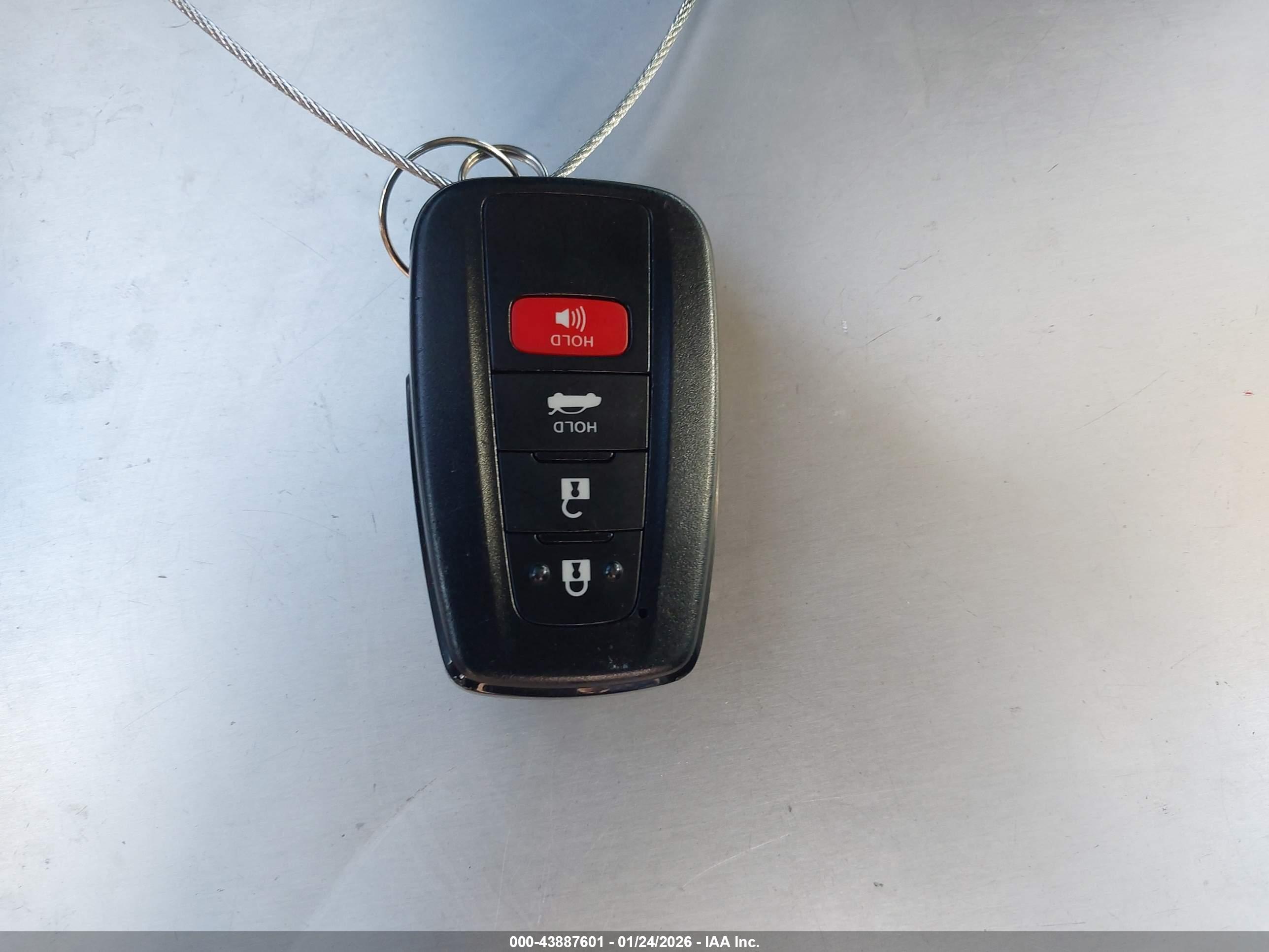 TOYOTA COROLLA image 11