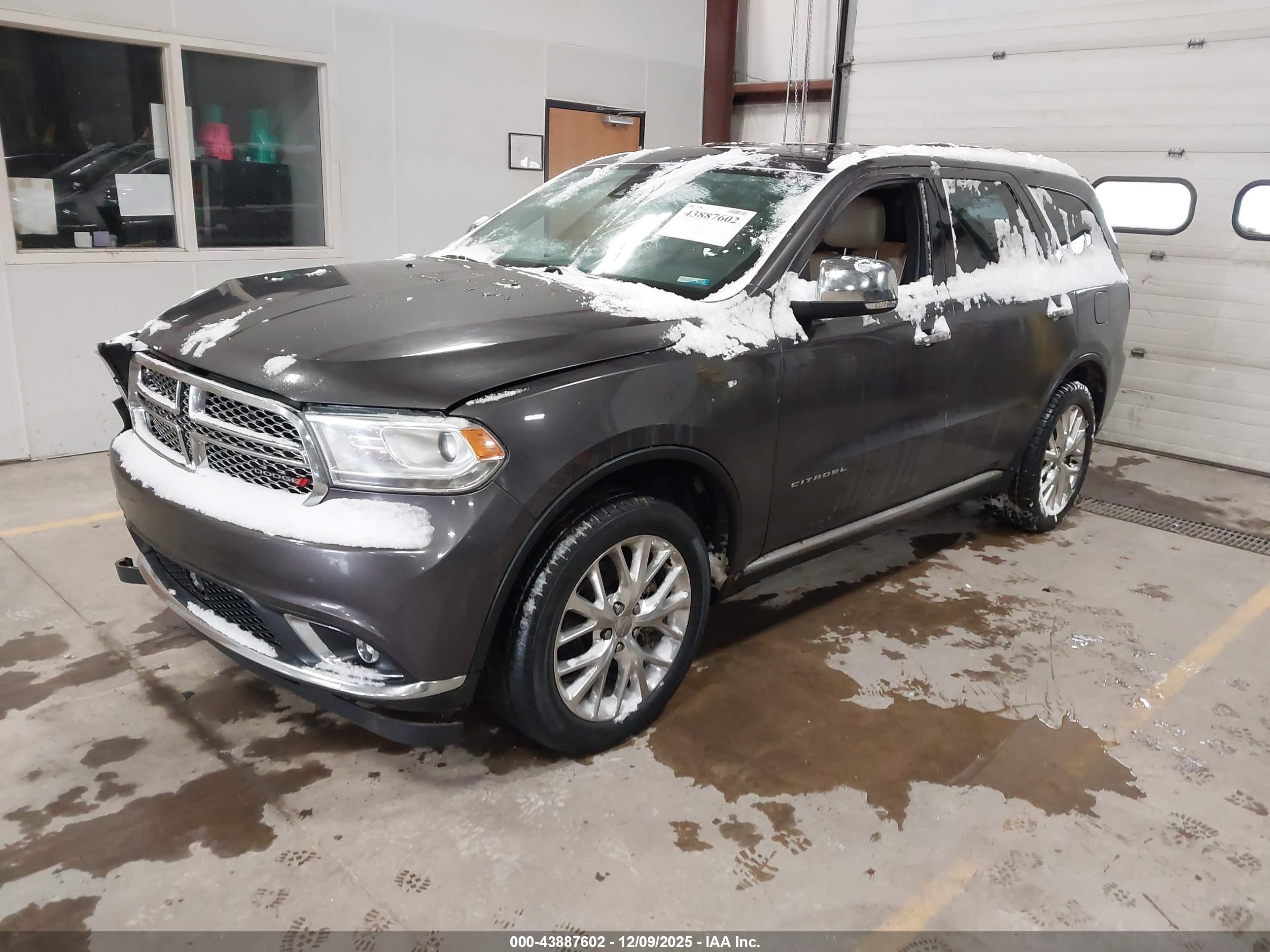 DODGE DURANGO image 2