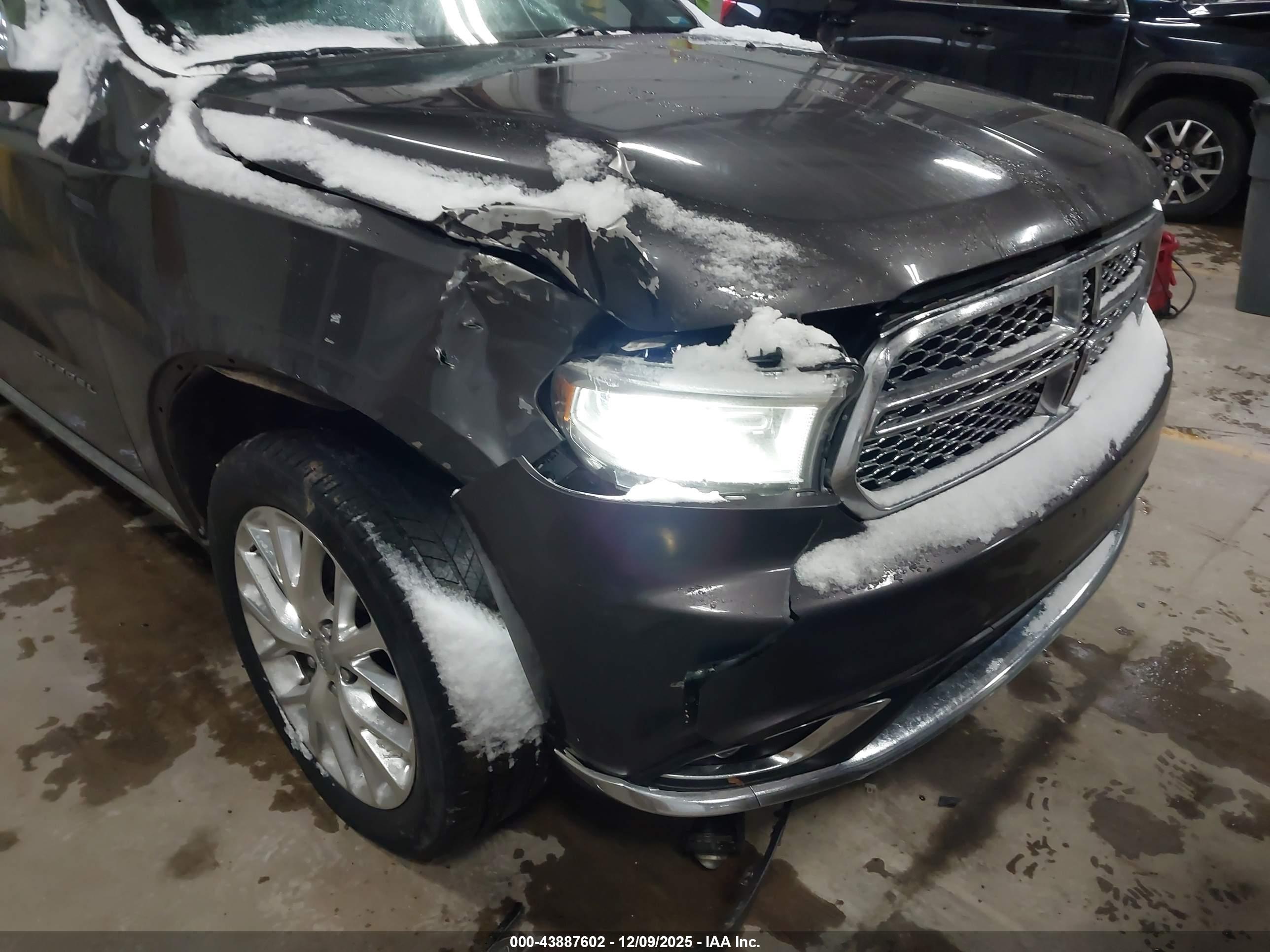 DODGE DURANGO image 6