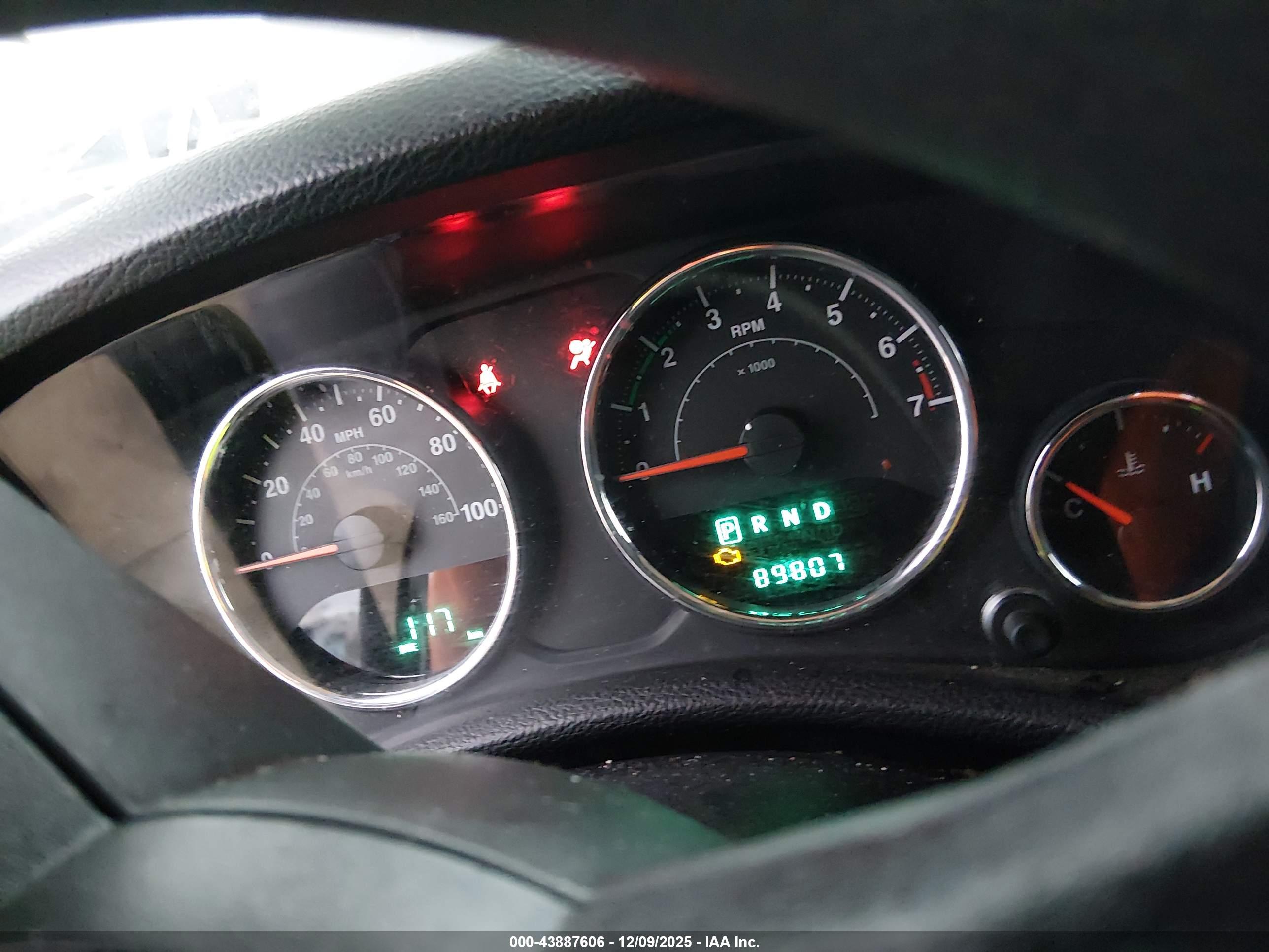 JEEP WRANGLER image 7