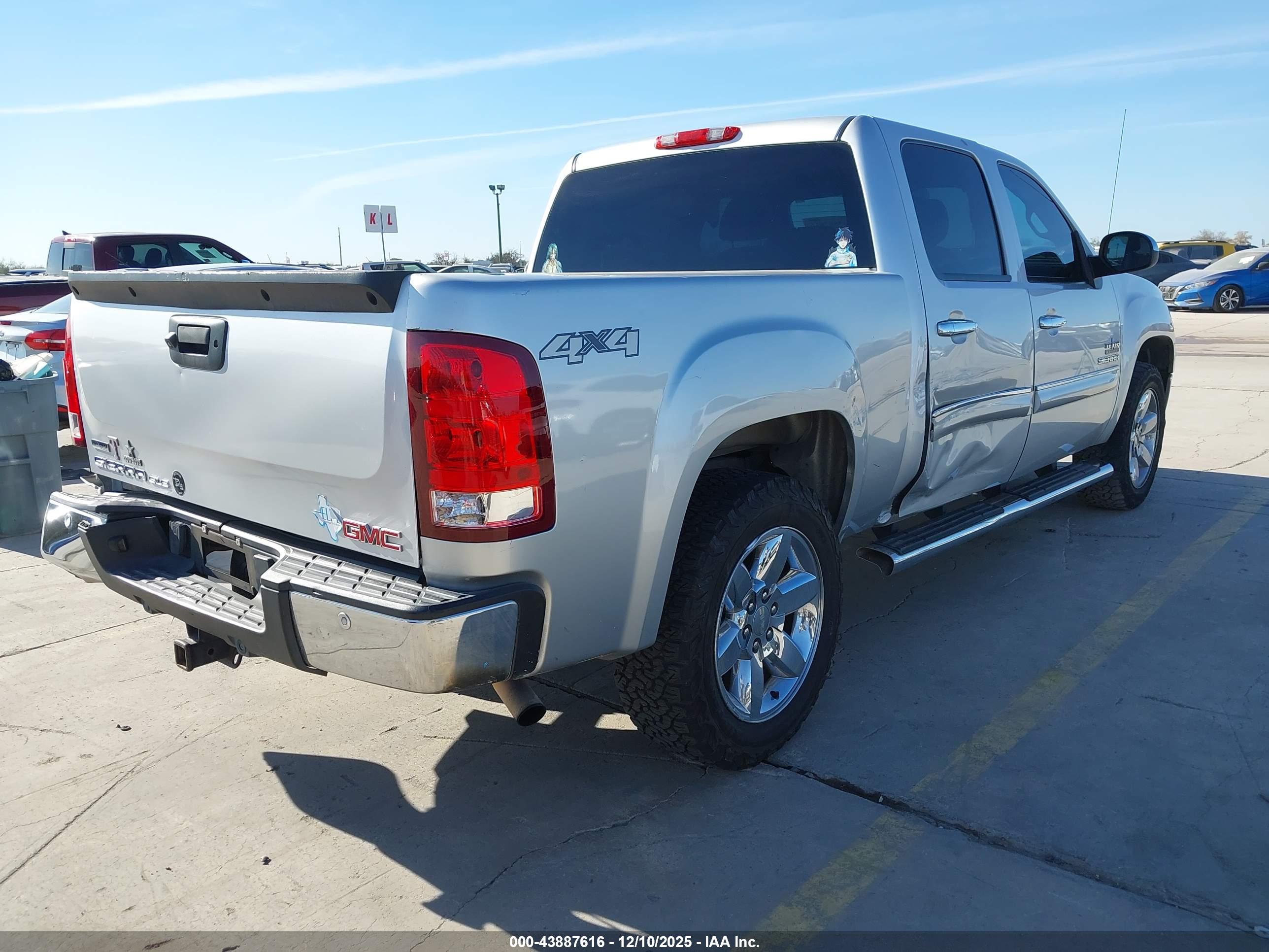 GMC SIERRA image 4