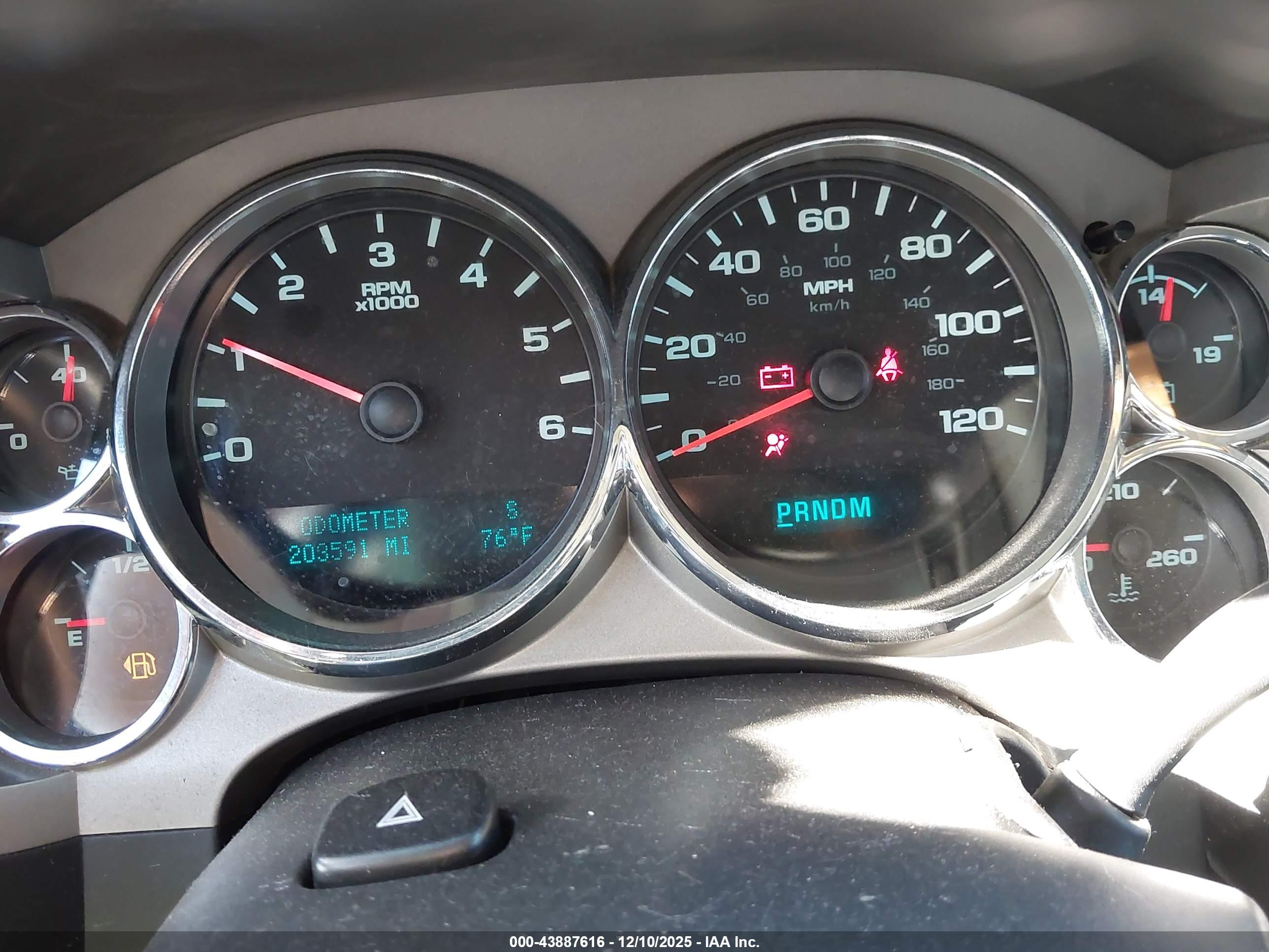 GMC SIERRA image 7