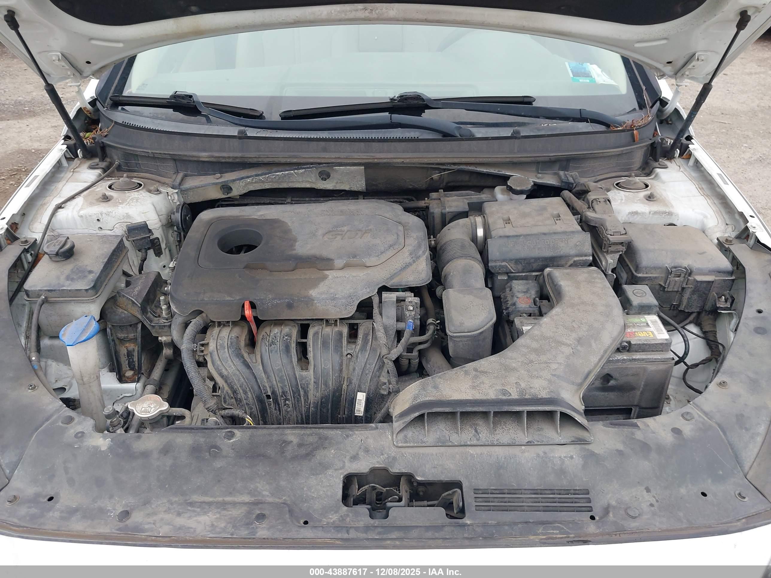 HYUNDAI SONATA image 10