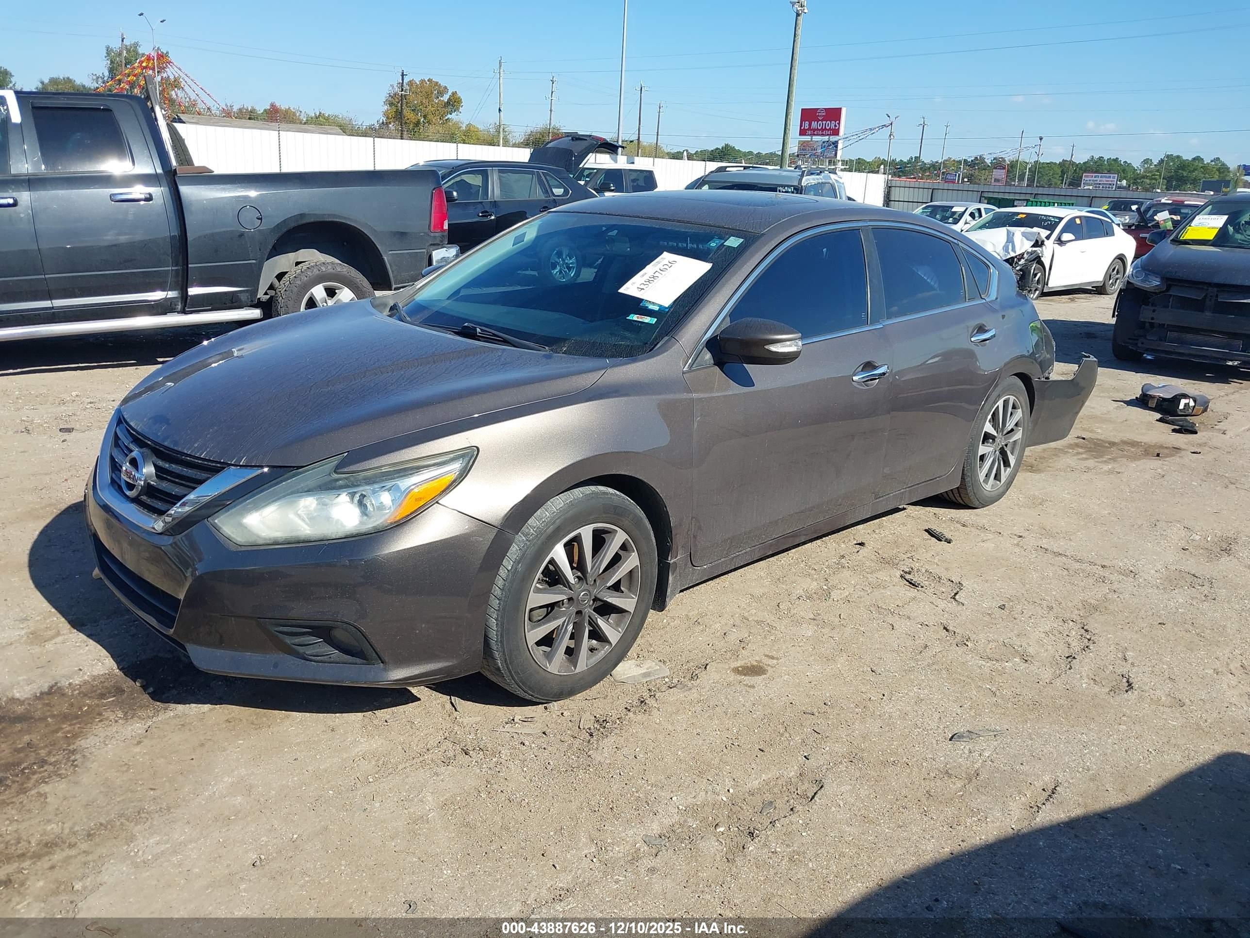 NISSAN ALTIMA image 2