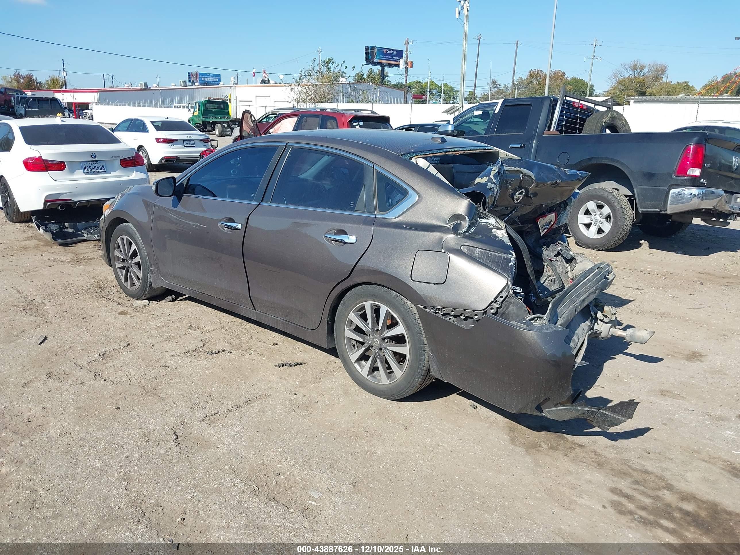 NISSAN ALTIMA image 3