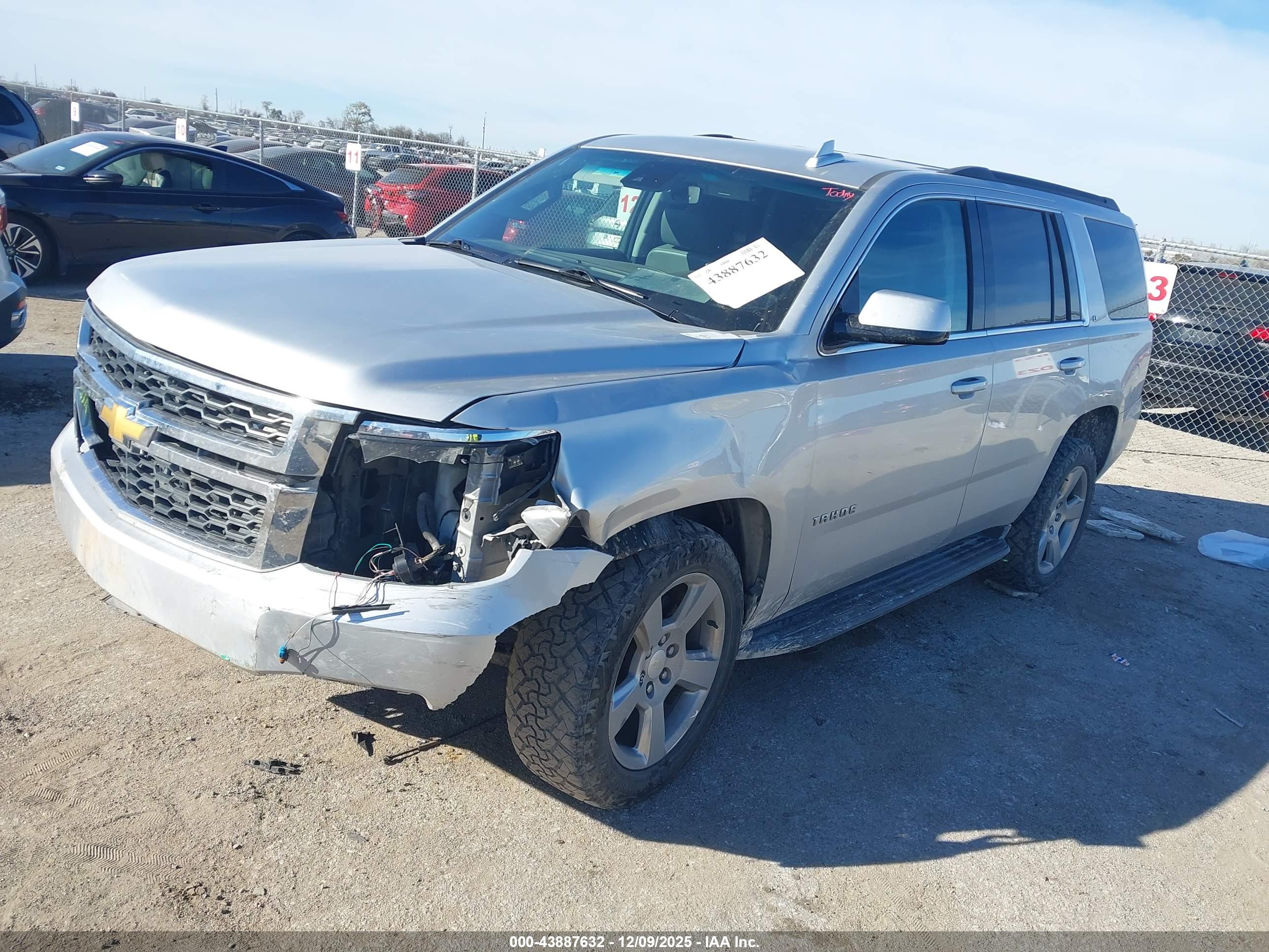 CHEVROLET TAHOE image 2