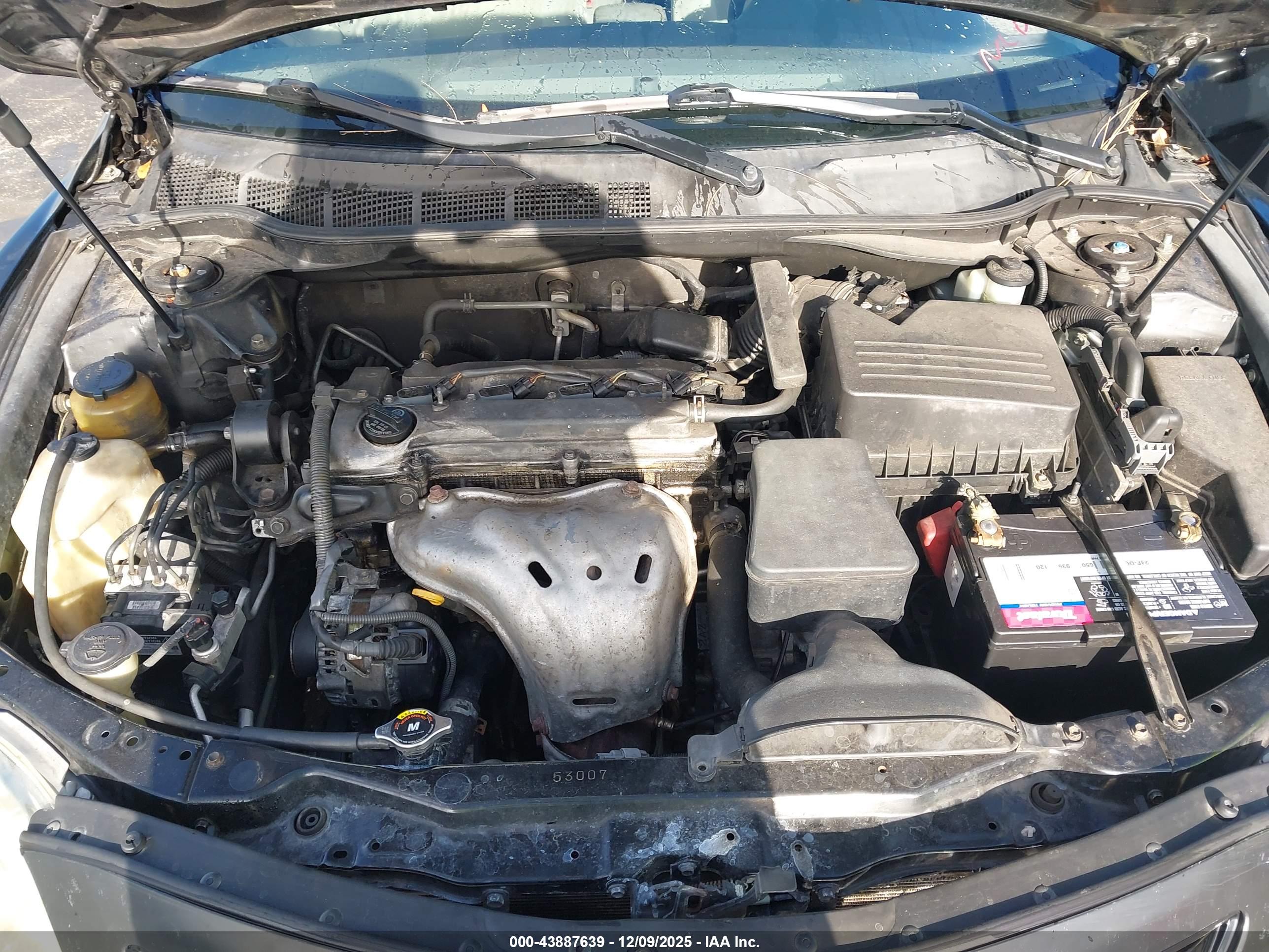 TOYOTA CAMRY image 10