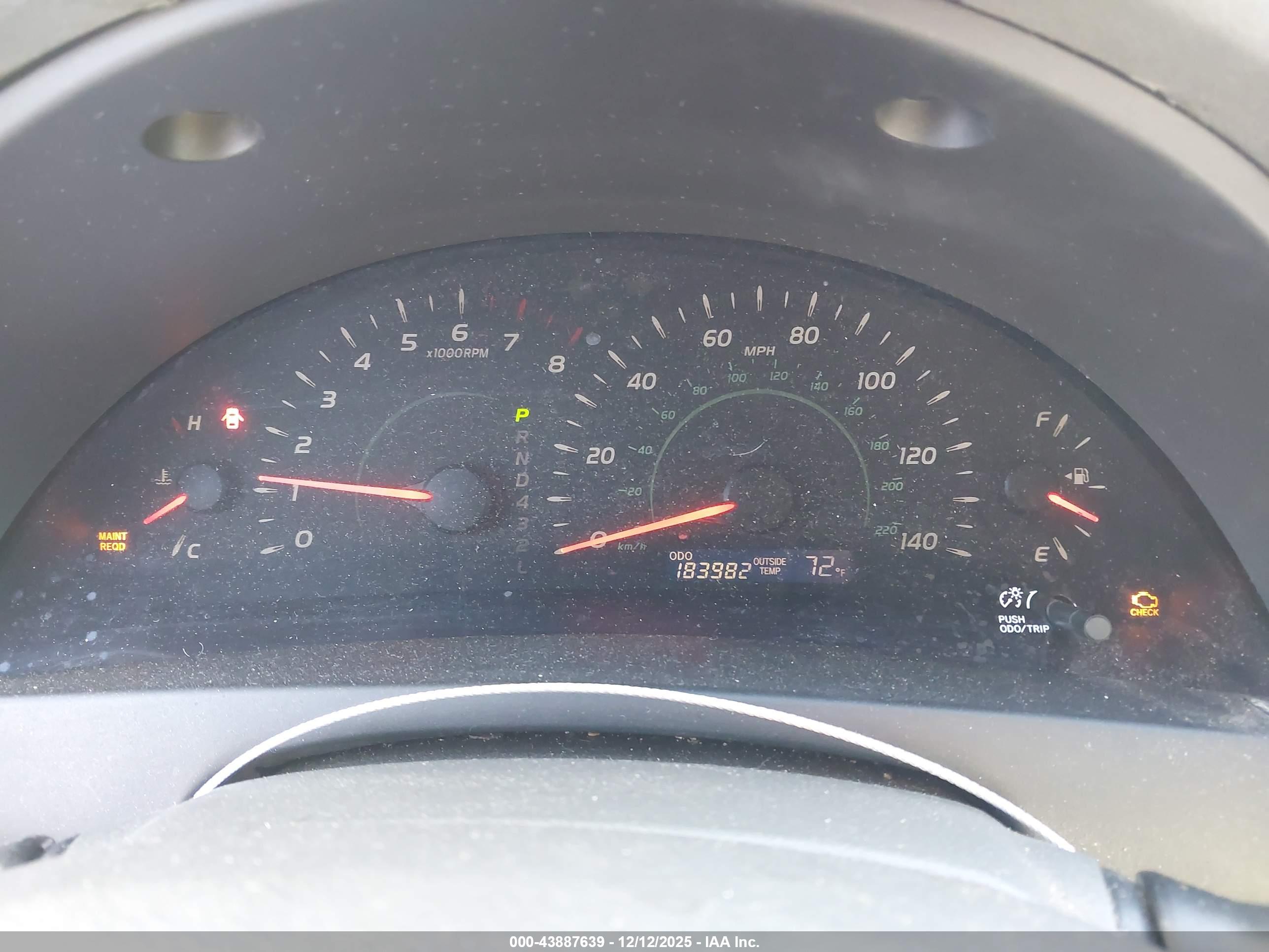 TOYOTA CAMRY image 7