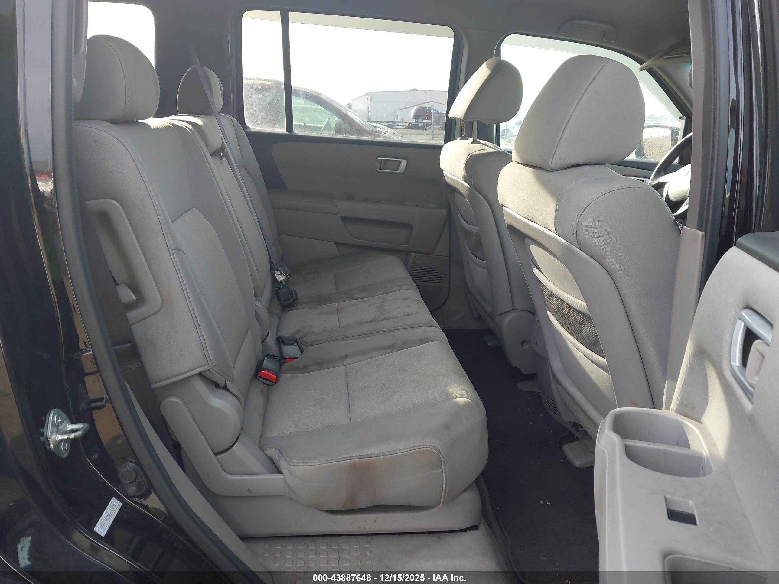 HONDA PILOT image 8