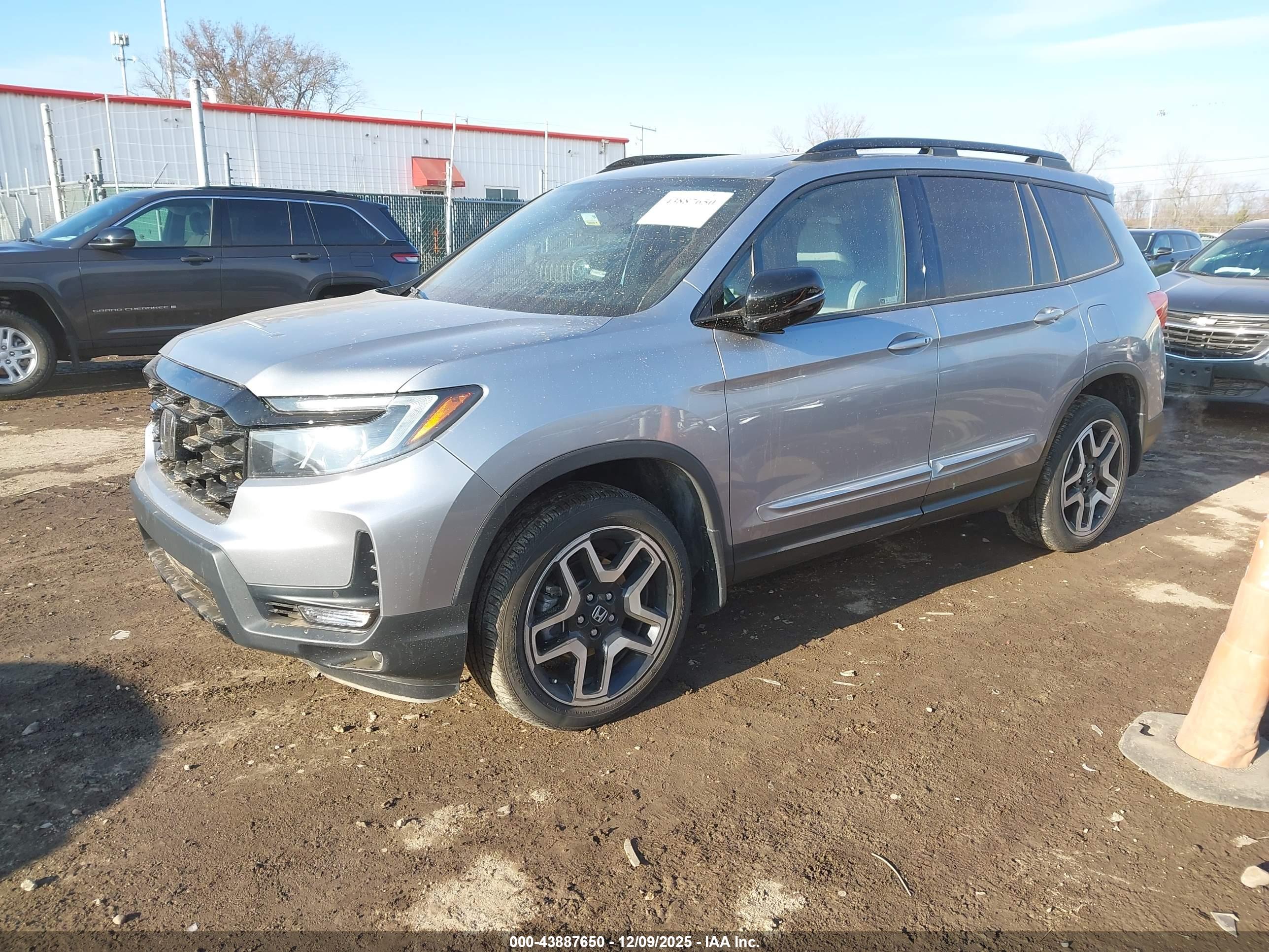 HONDA PASSPORT image 2