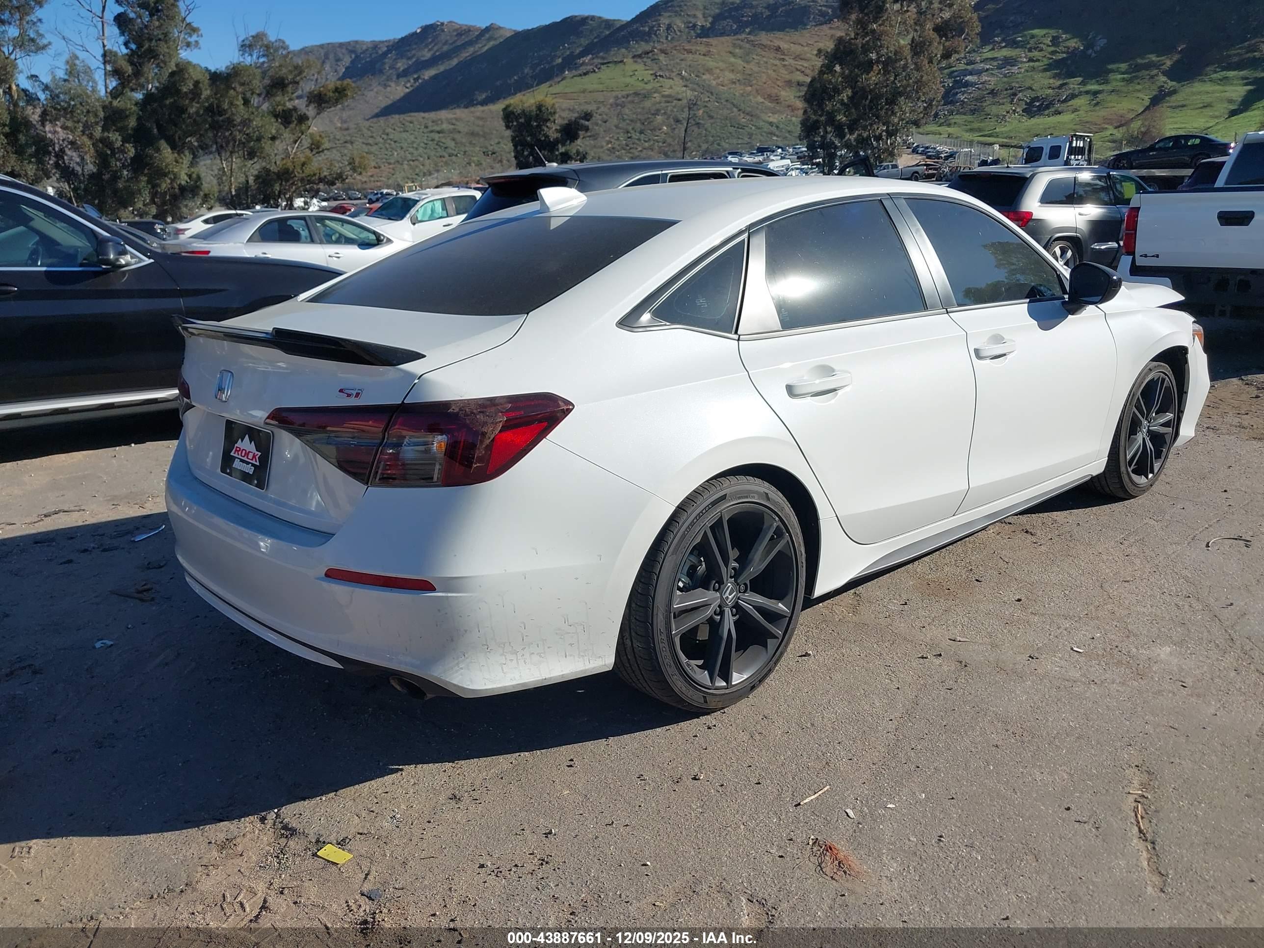 HONDA CIVIC image 4