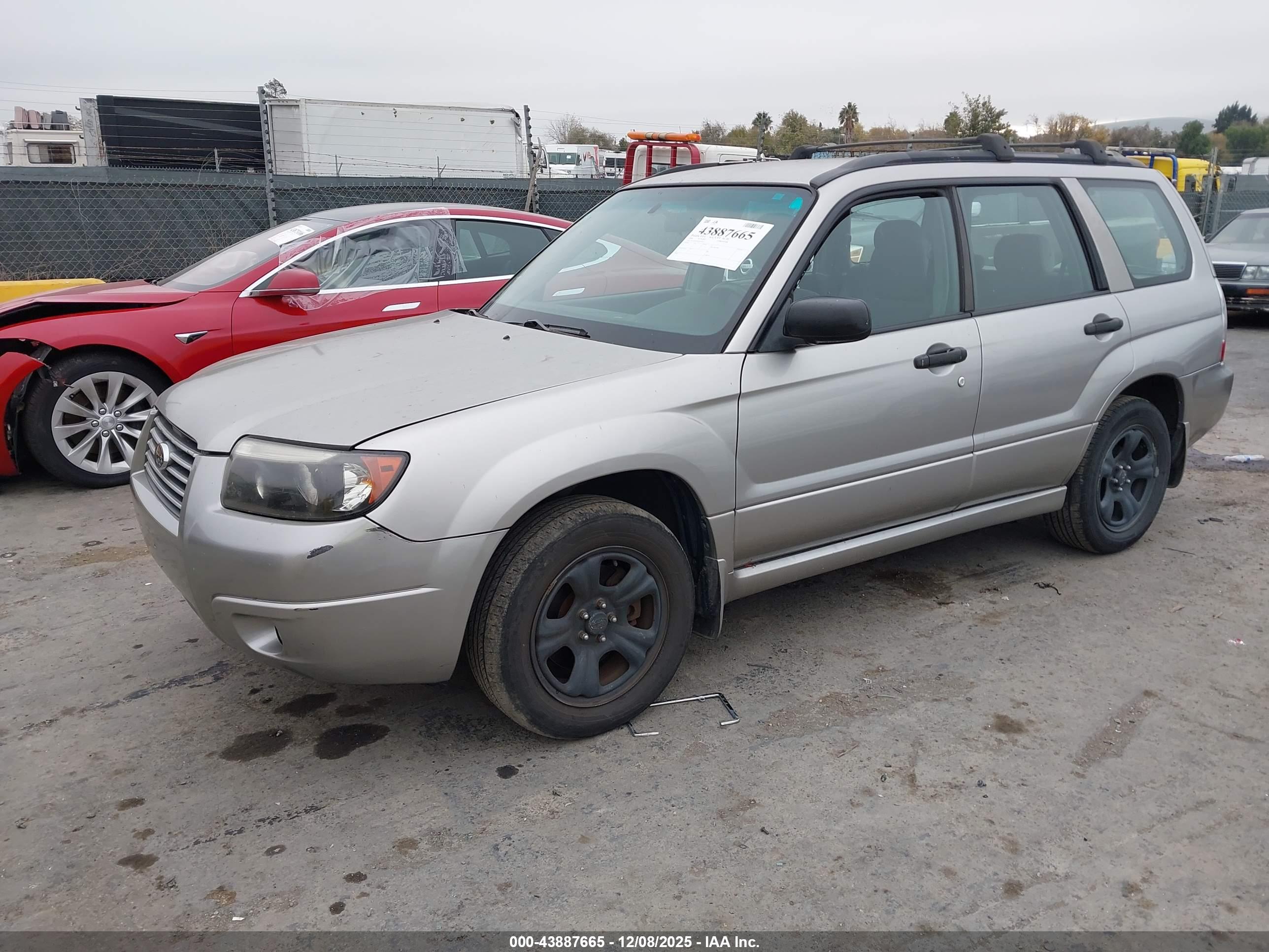 SUBARU FORESTER image 2