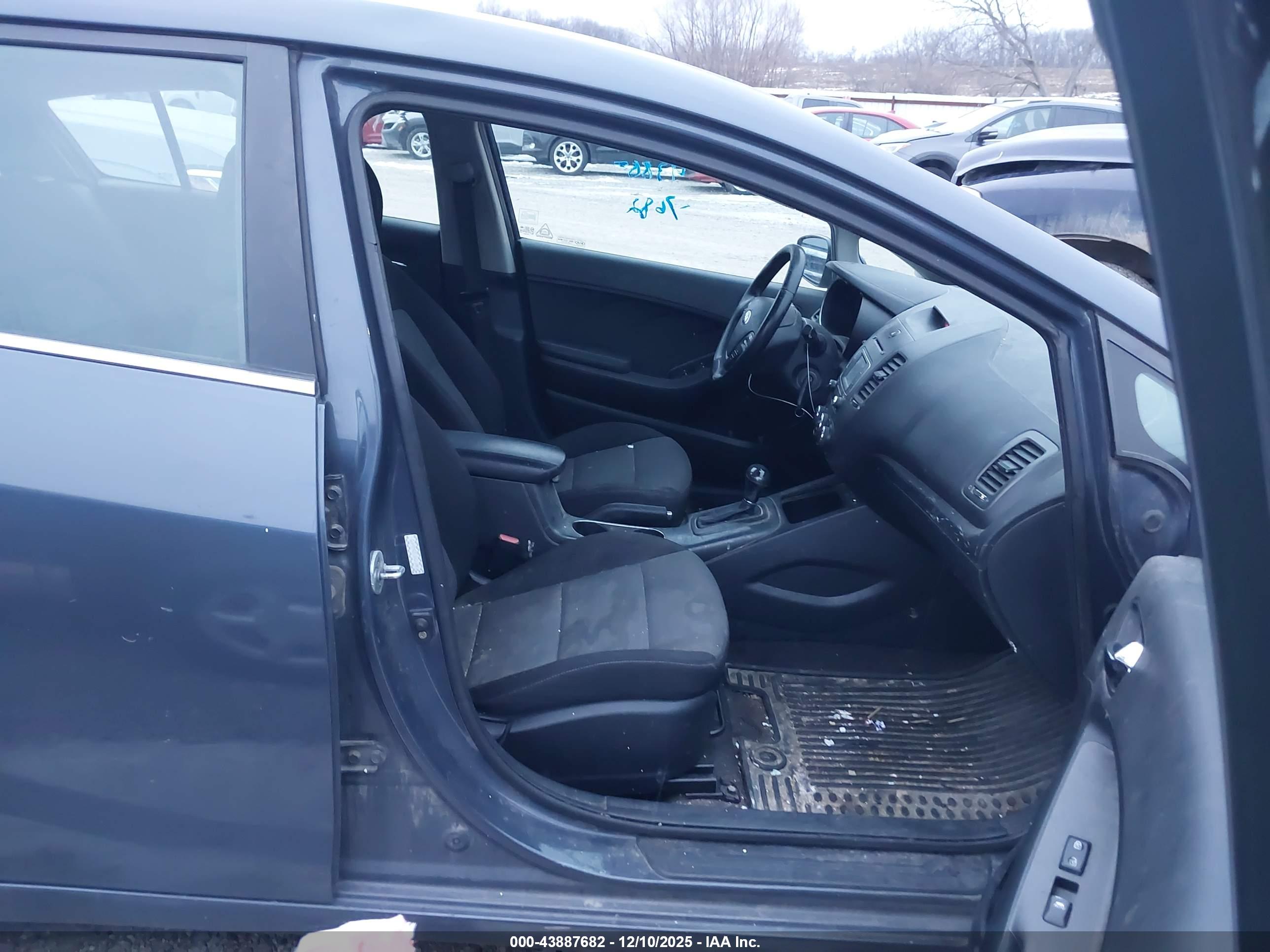 KIA FORTE image 5