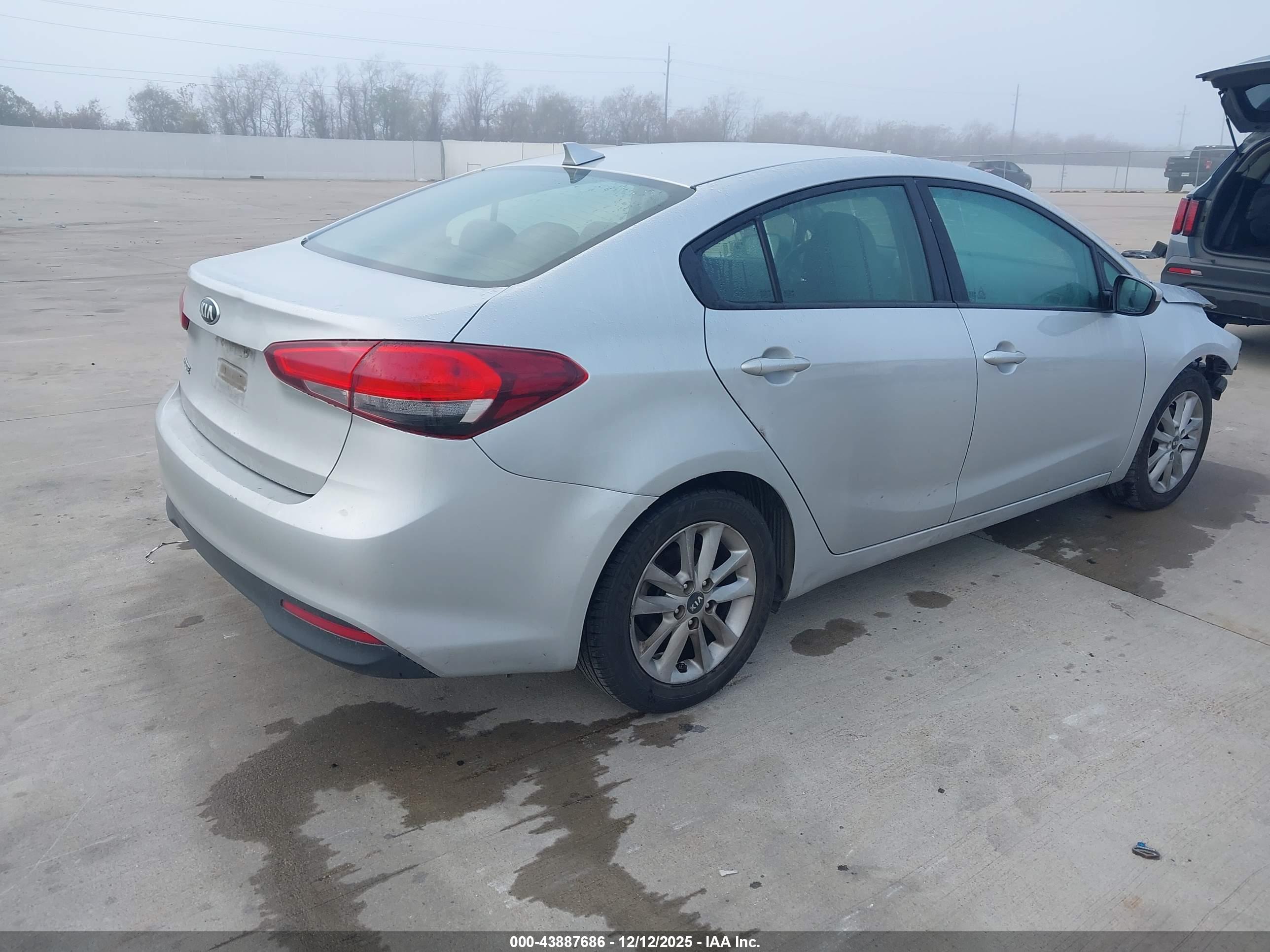 KIA FORTE image 4