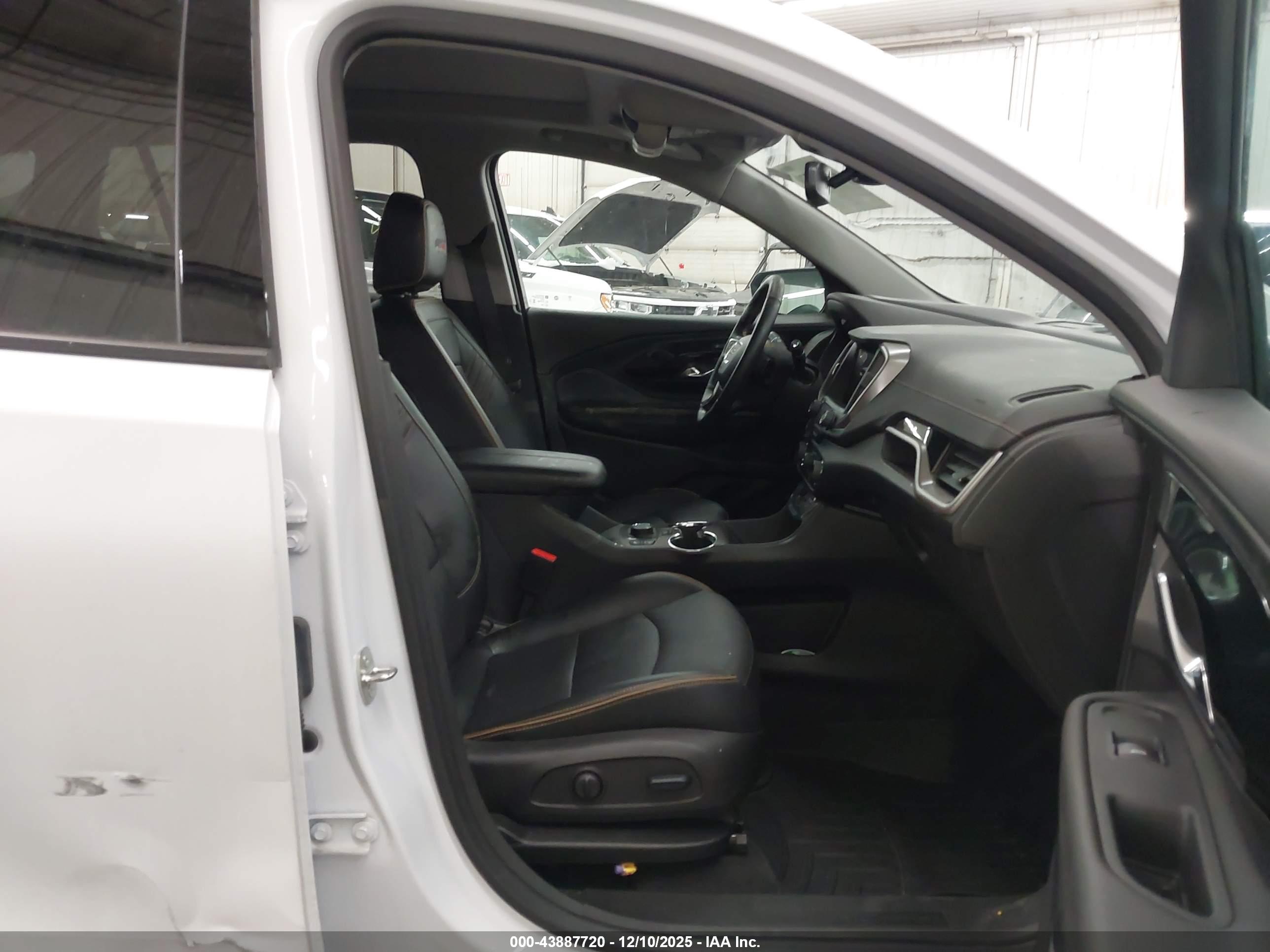 GMC TERRAIN image 5