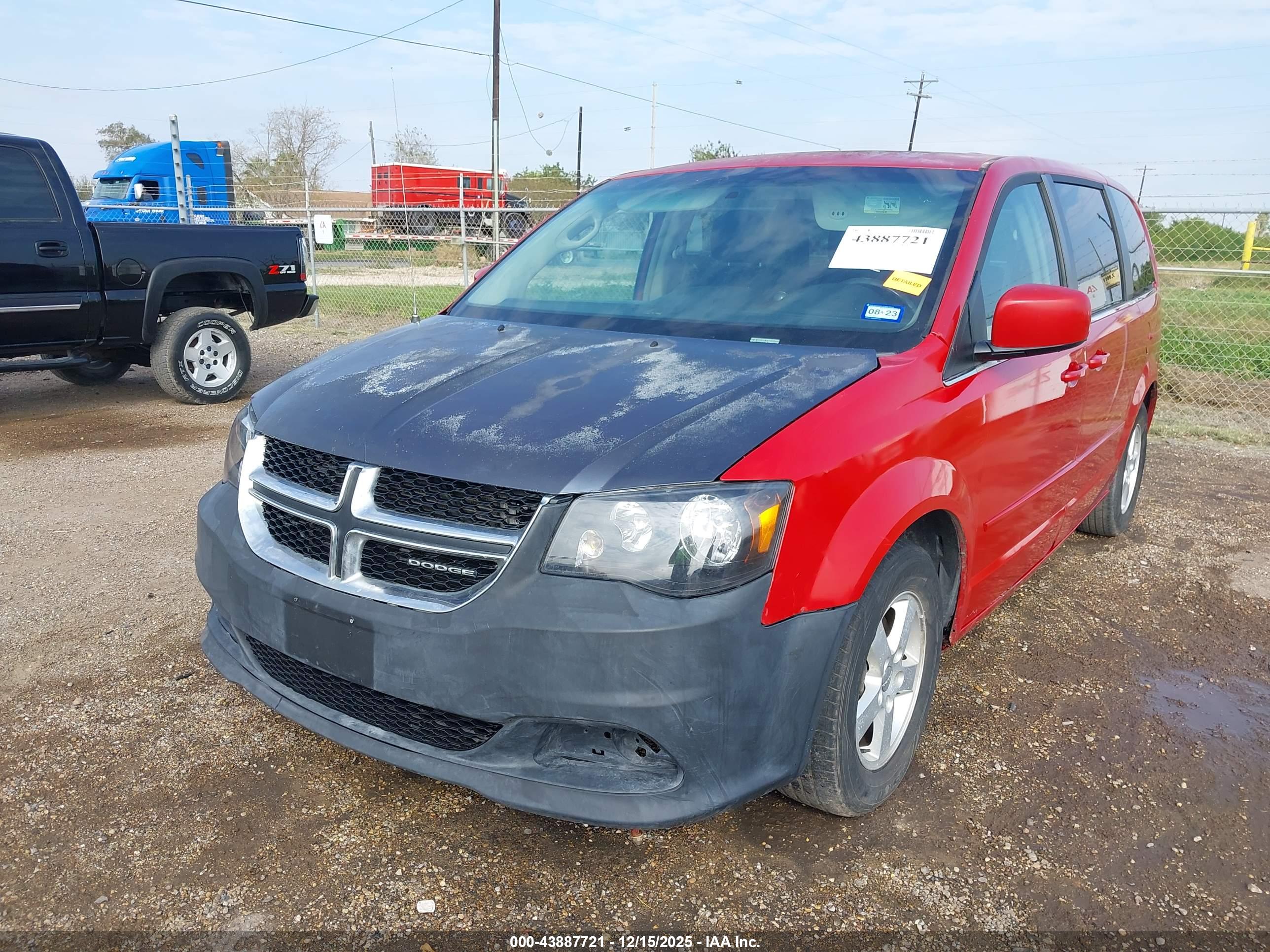 DODGE GRAND image 6
