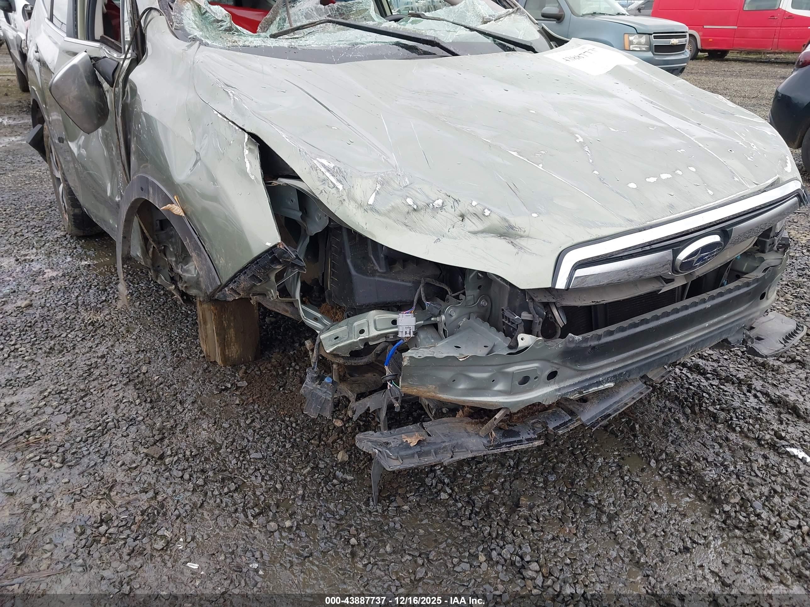 SUBARU FORESTER image 6
