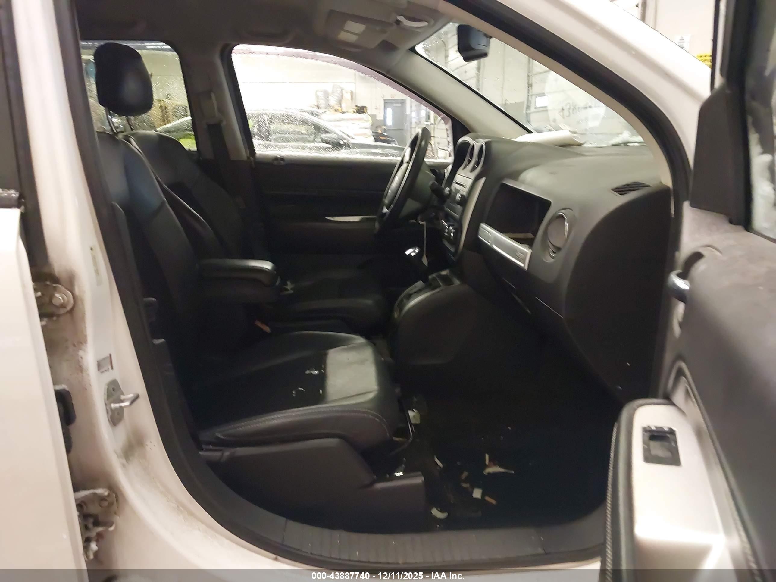 JEEP COMPASS image 5
