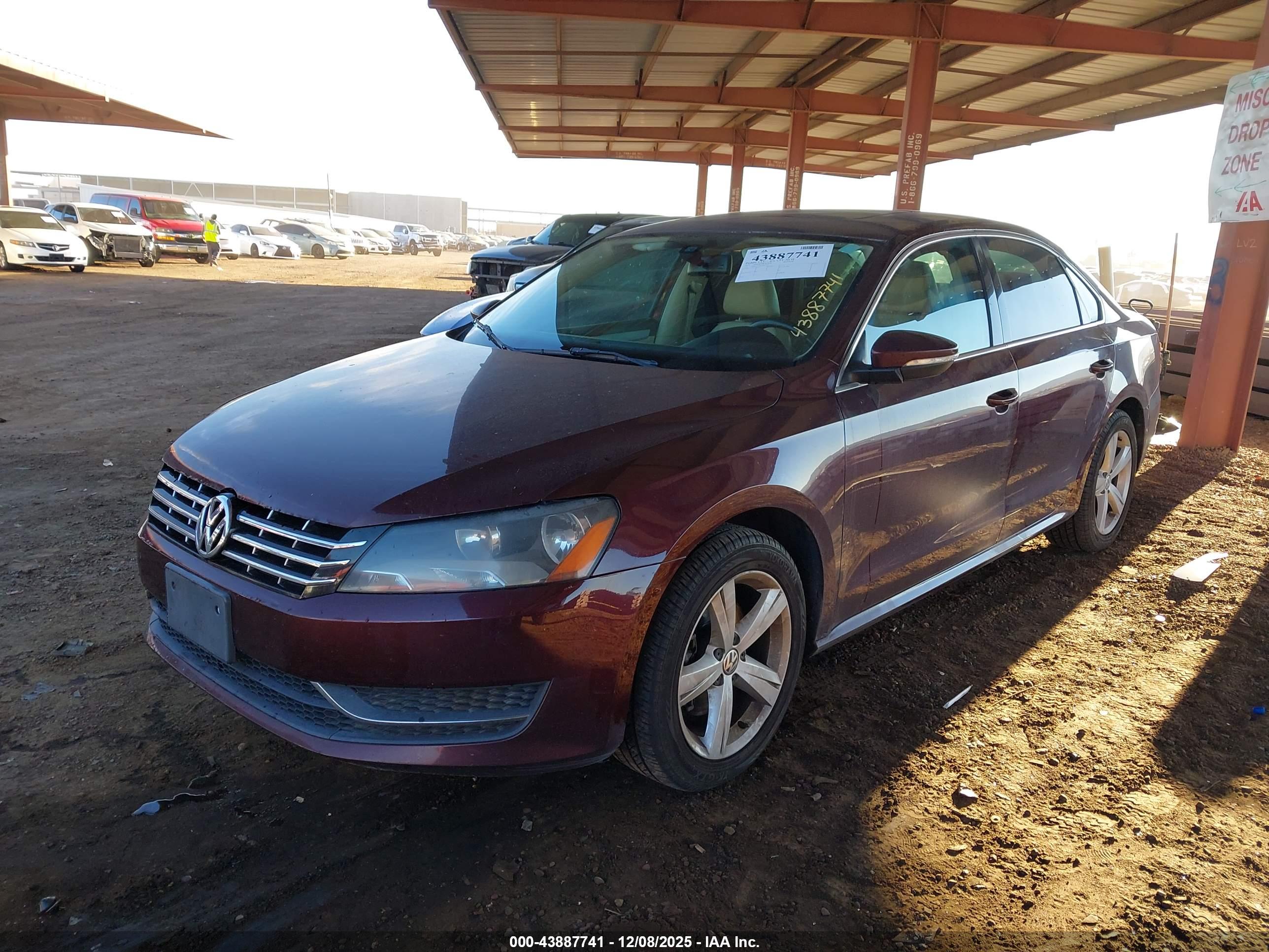 VOLKSWAGEN PASSAT image 2
