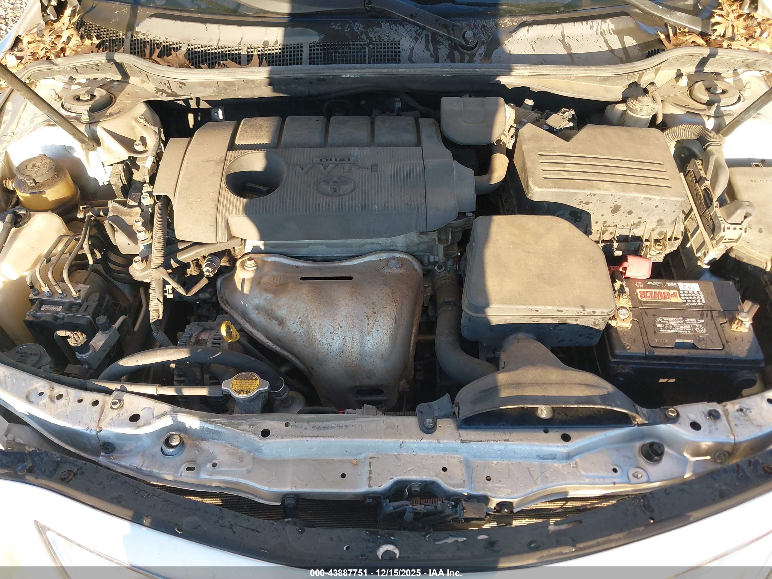 TOYOTA CAMRY image 10