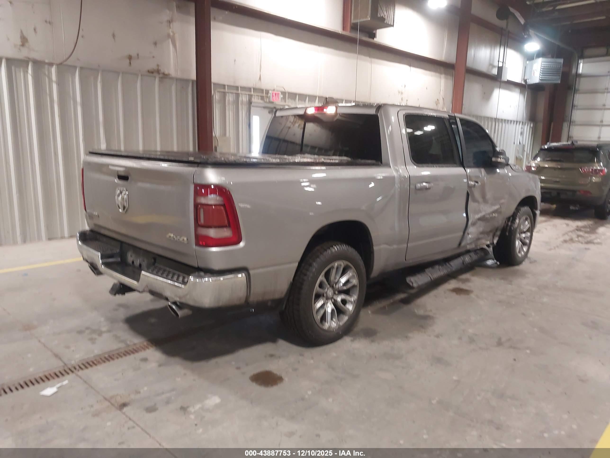 RAM 1500 image 4