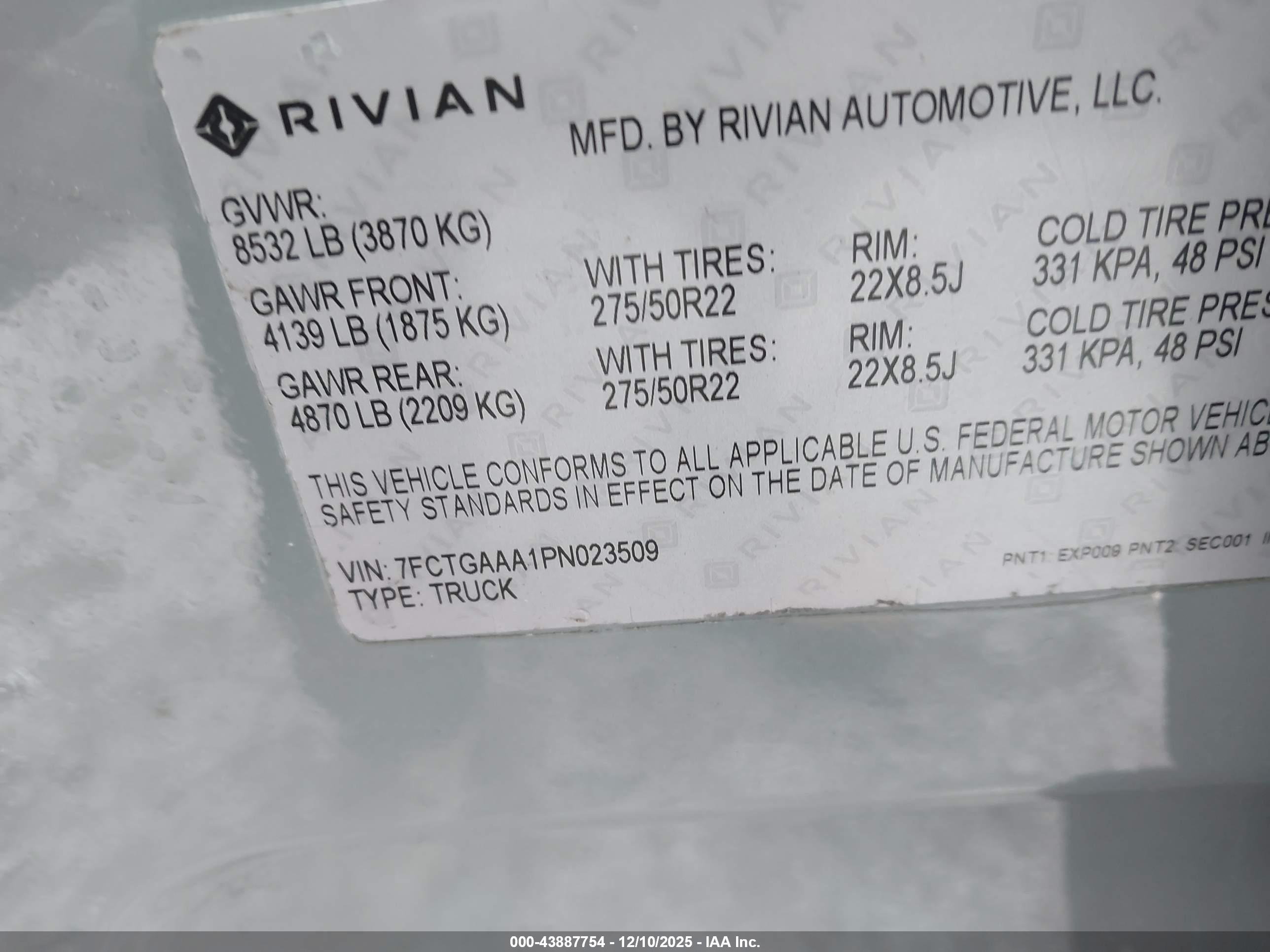 RIVIAN R1T image 9